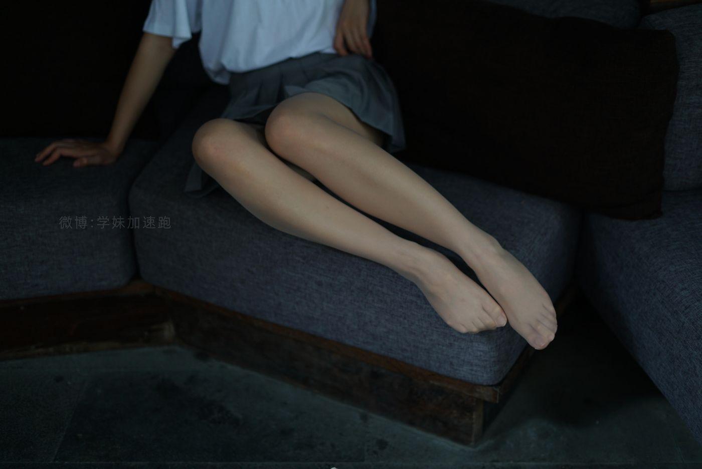学妹加速跑 XM053《灰裙下的丝玲玲》[99P]插图4
