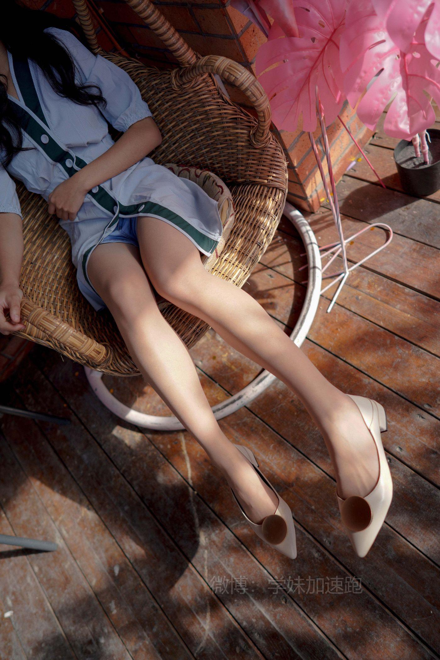学妹加速跑 XM004《丝丝学妹1》[87P]插图1