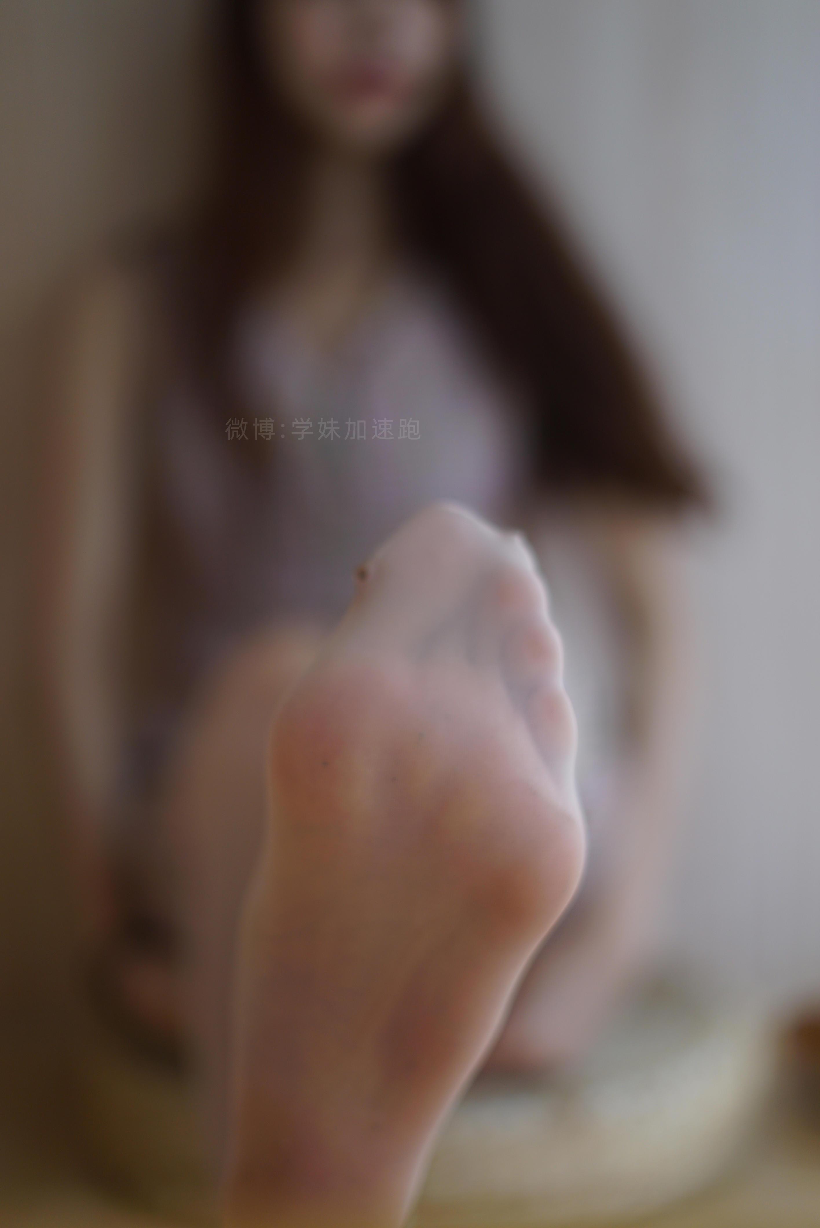 学妹加速跑 XM067《腿长即是美-盘盘》[101P]插图4
