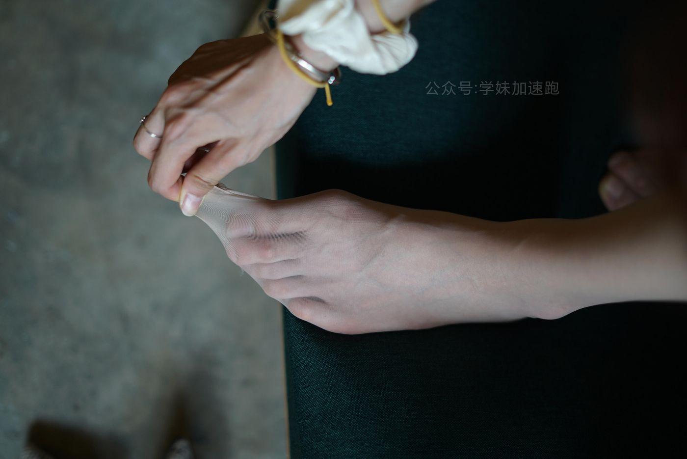 学妹加速跑 XM043《清清凉凉，丝袜走起盘盘》[89P]插图8