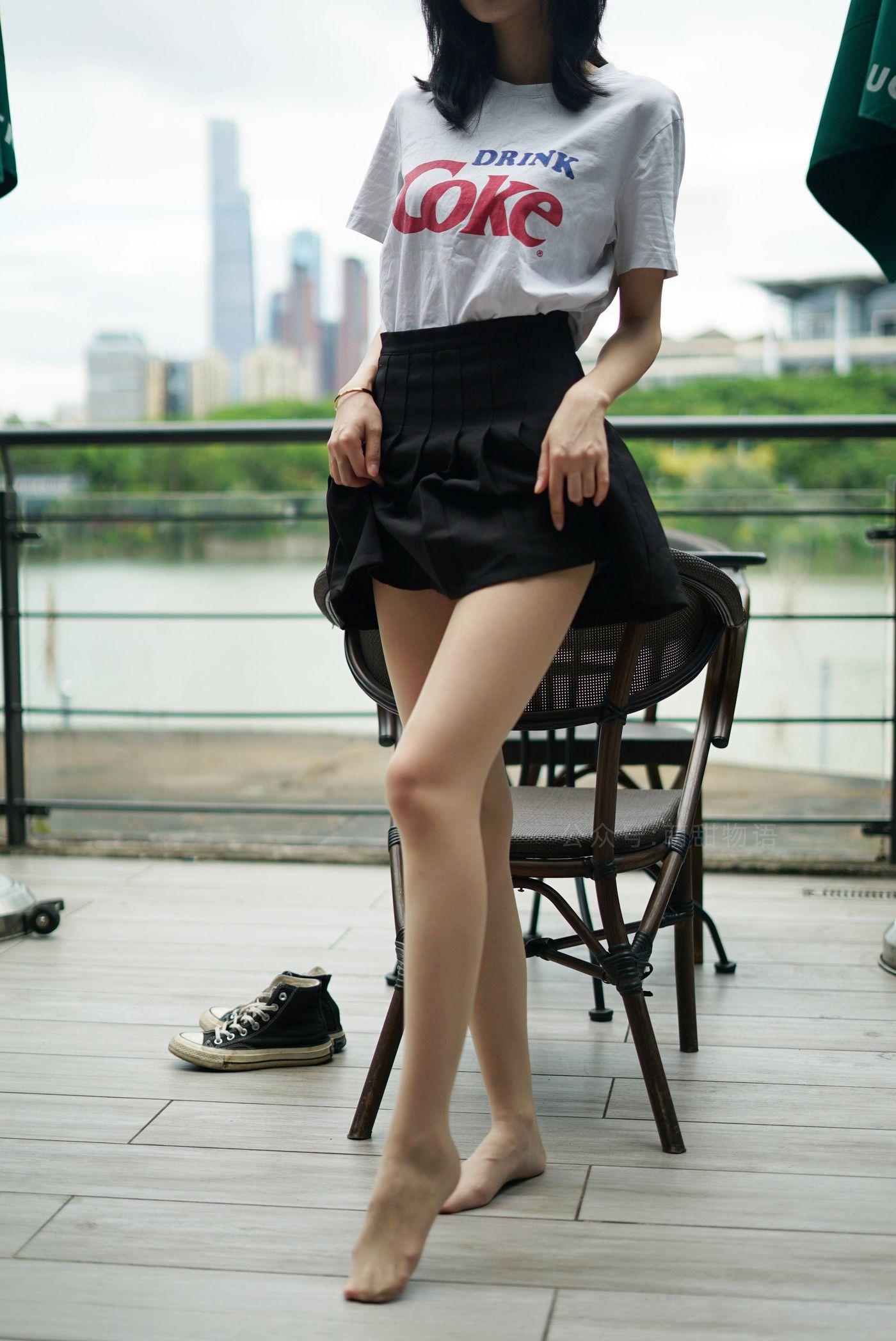 萌甜物语 XM107《清纯百褶裙-腿腿》[100P]插图4