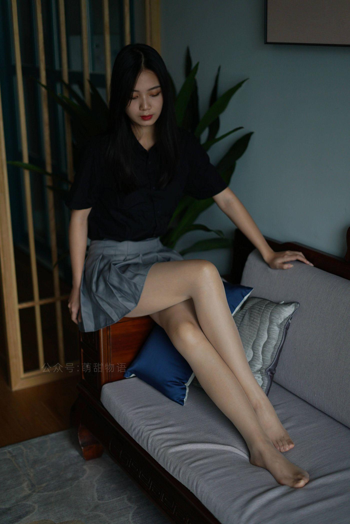 萌甜物语 XM121《短裙黑衬衣-小苏》[97P]插图3