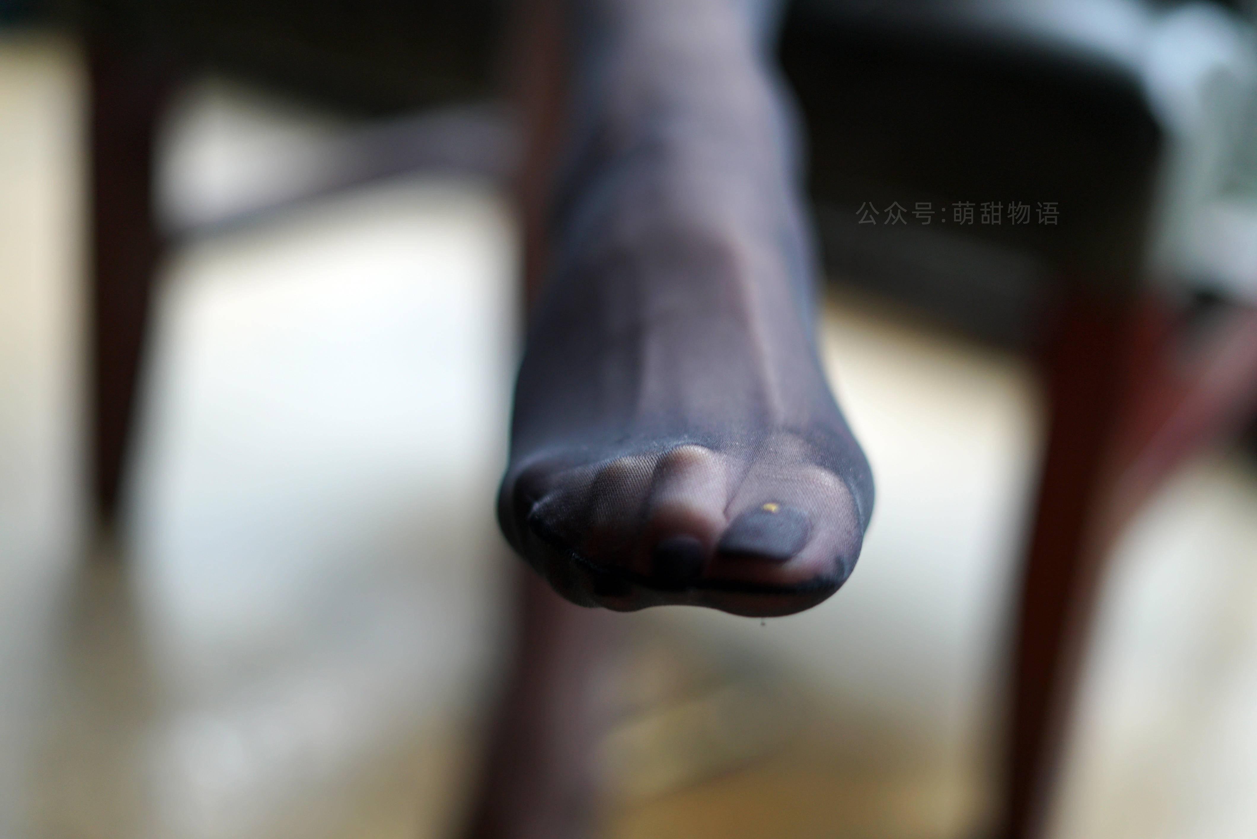 [萌甜物语]XM141《黑系妹子装-琪琪》[102P]插图