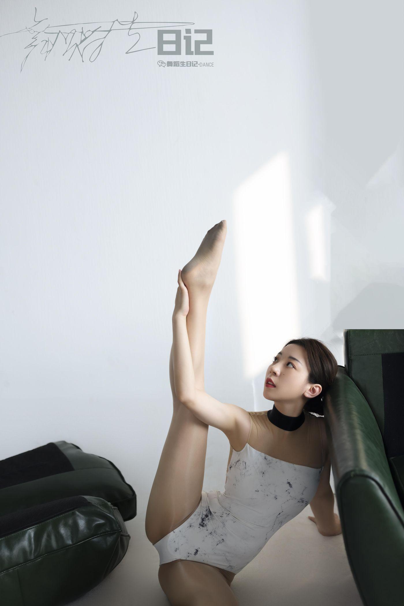 [GALLI嘉丽]舞蹈生日记 068 – 子琪姐姐[53P]插图4