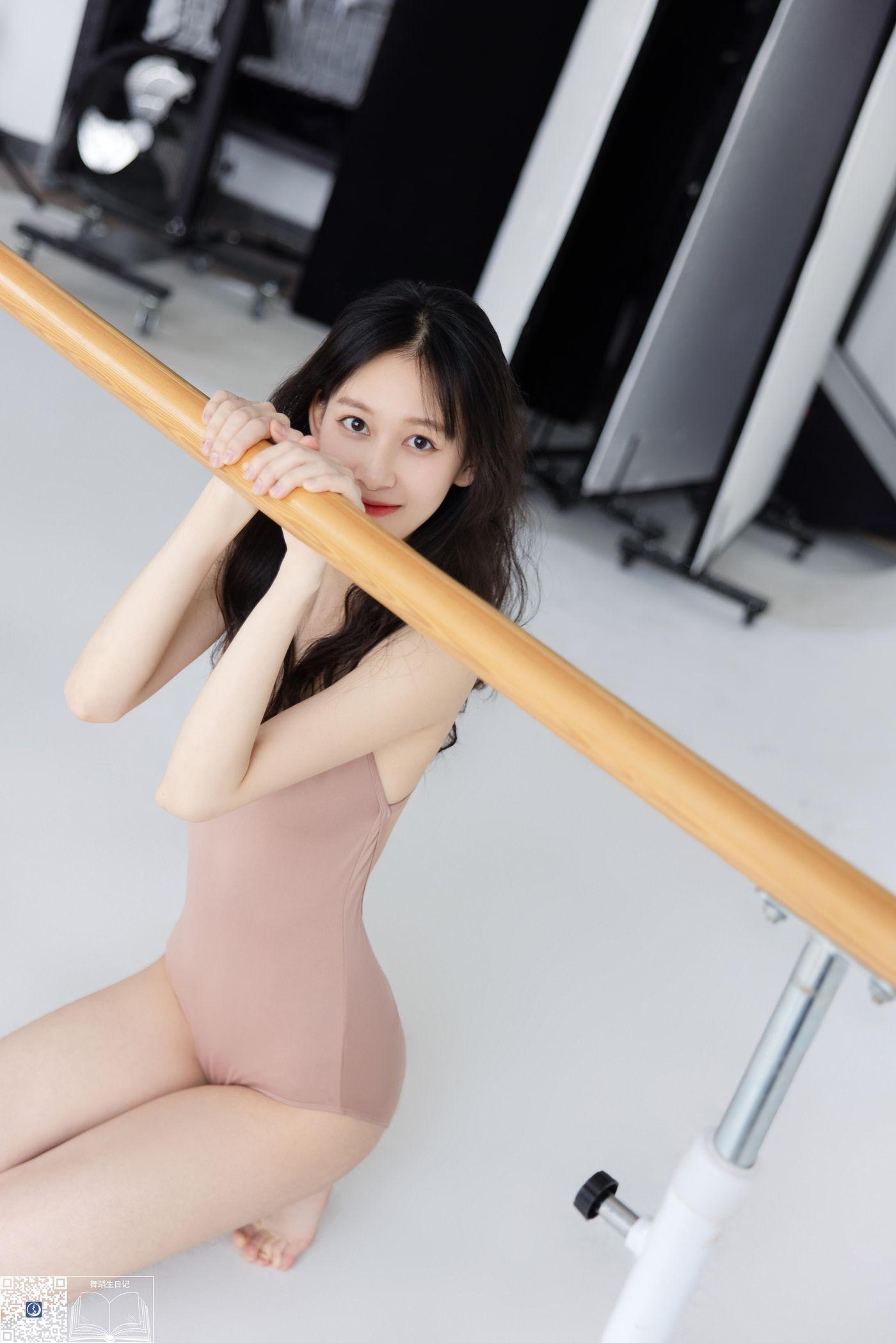 [GALLI嘉丽]舞蹈生日记 042 – 黎黎[43P]插图2
