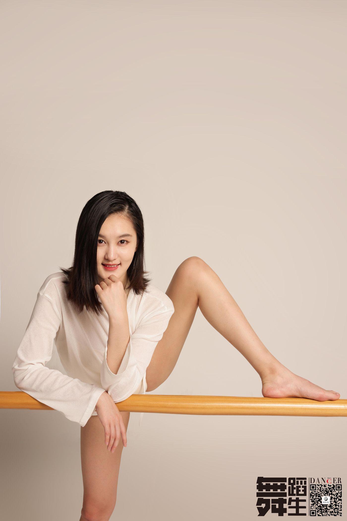 [GALLI嘉丽]舞蹈生日记 108 – 简[38P]插图3