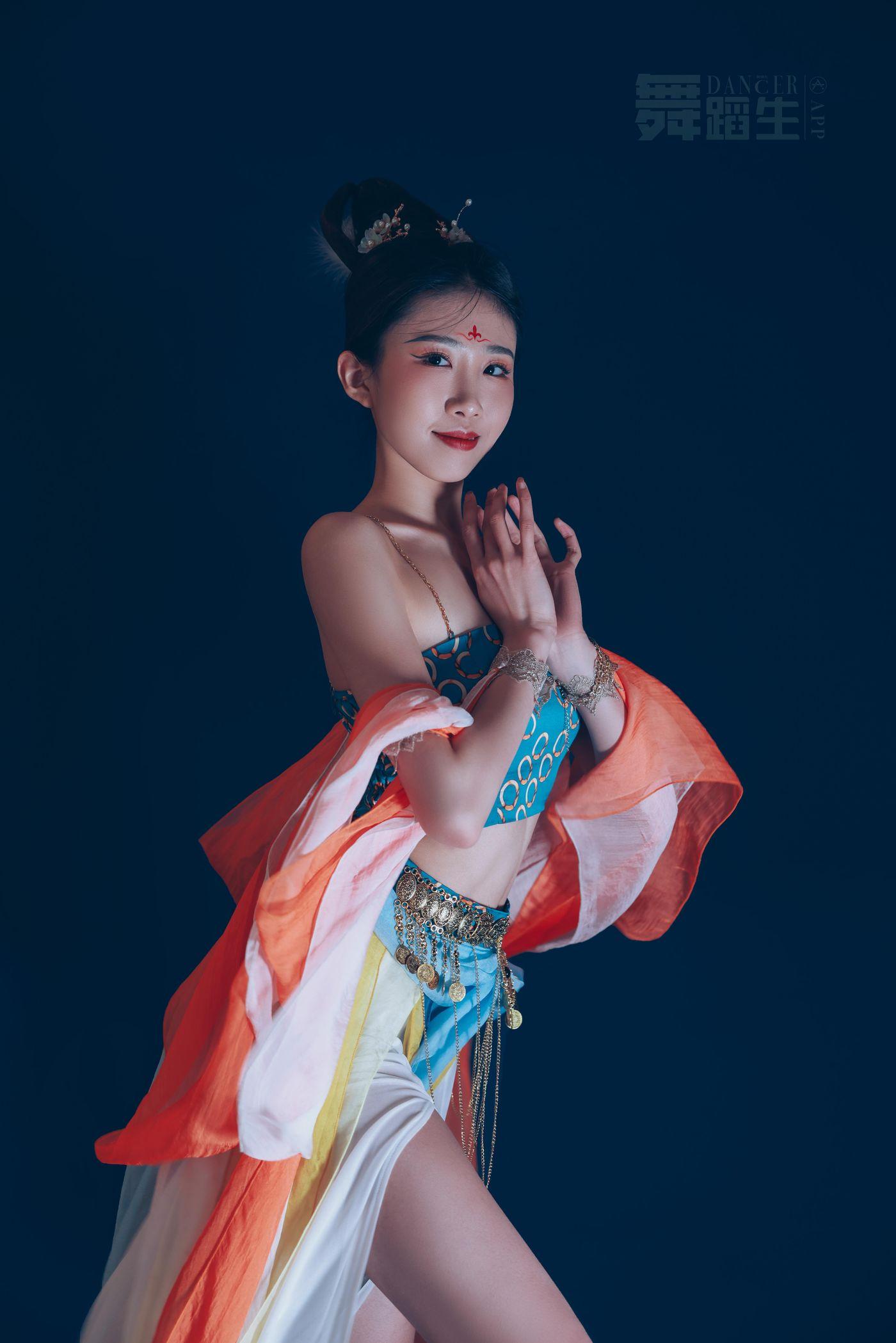 [GALLI嘉丽]舞蹈生日记 089 – 敦煌飞天 刘思彤[45P]插图1