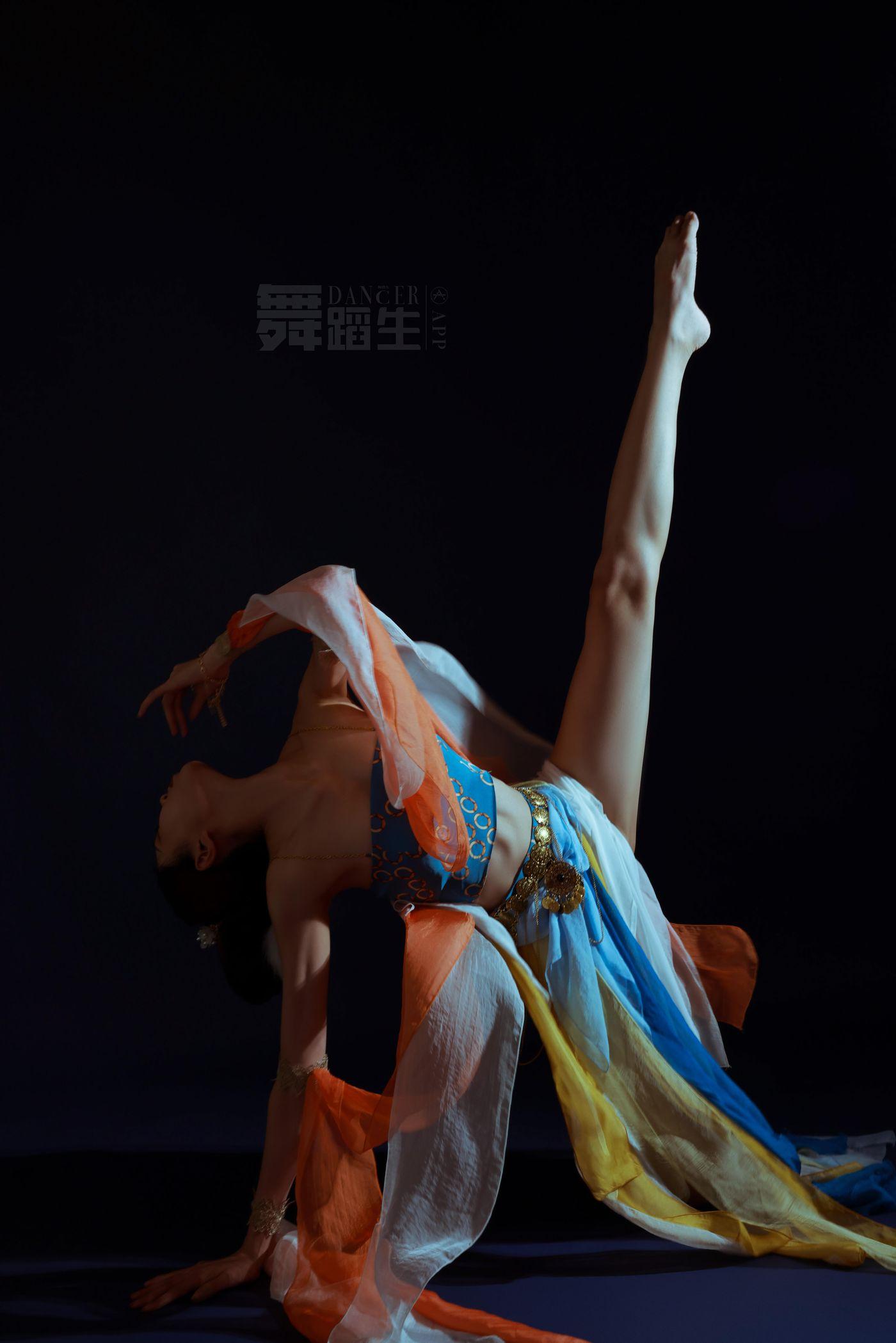 [GALLI嘉丽]舞蹈生日记 089 – 敦煌飞天 刘思彤[45P]插图1