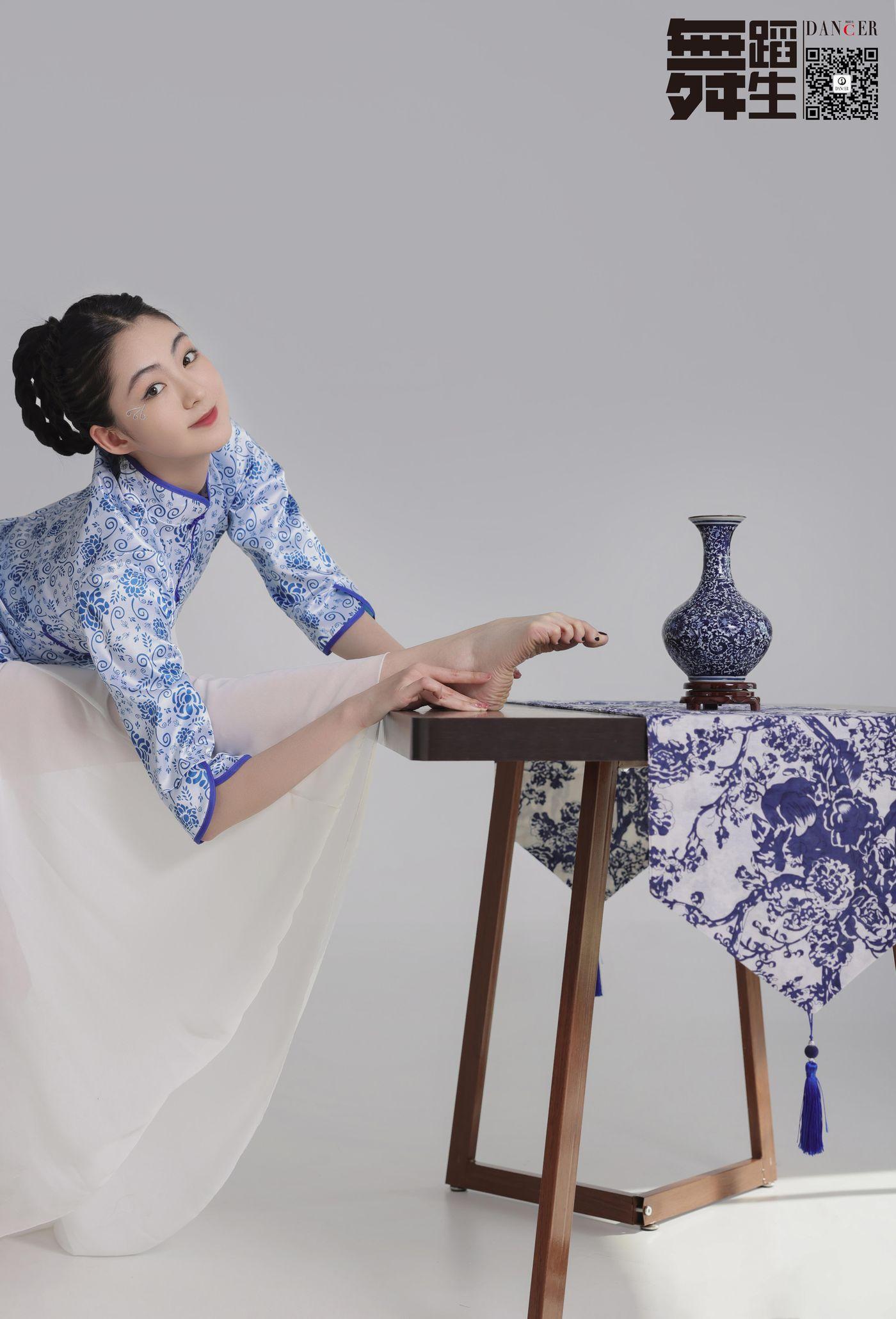[GALLI嘉丽]舞蹈生日记 104 – 青花瓷 韩玉彤[43P]插图5