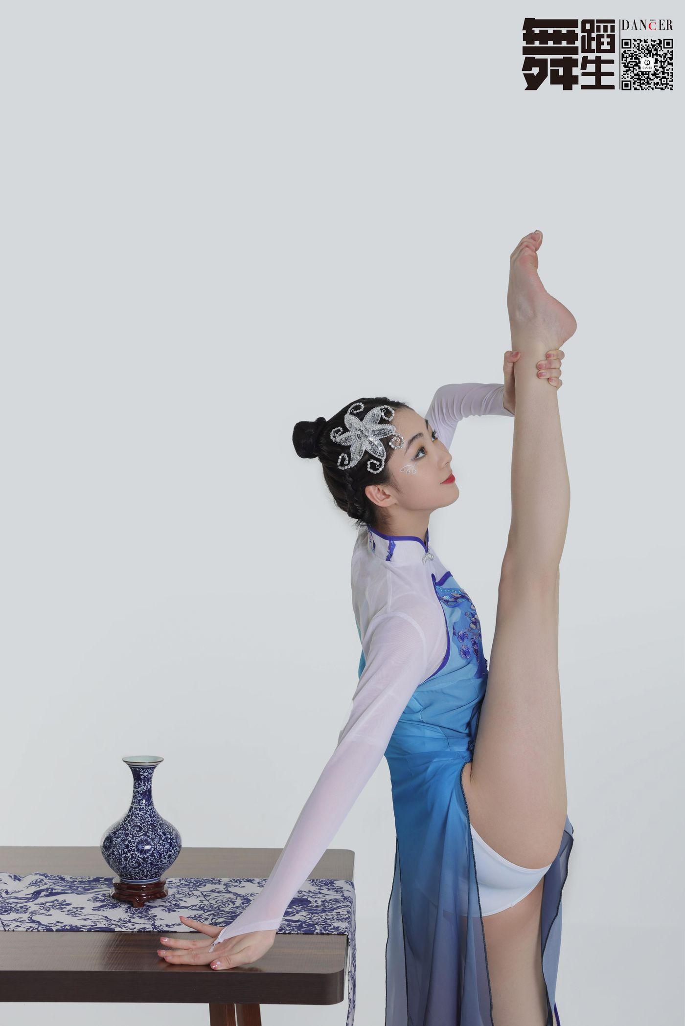 [GALLI嘉丽]舞蹈生日记 104 – 青花瓷 韩玉彤[43P]插图3