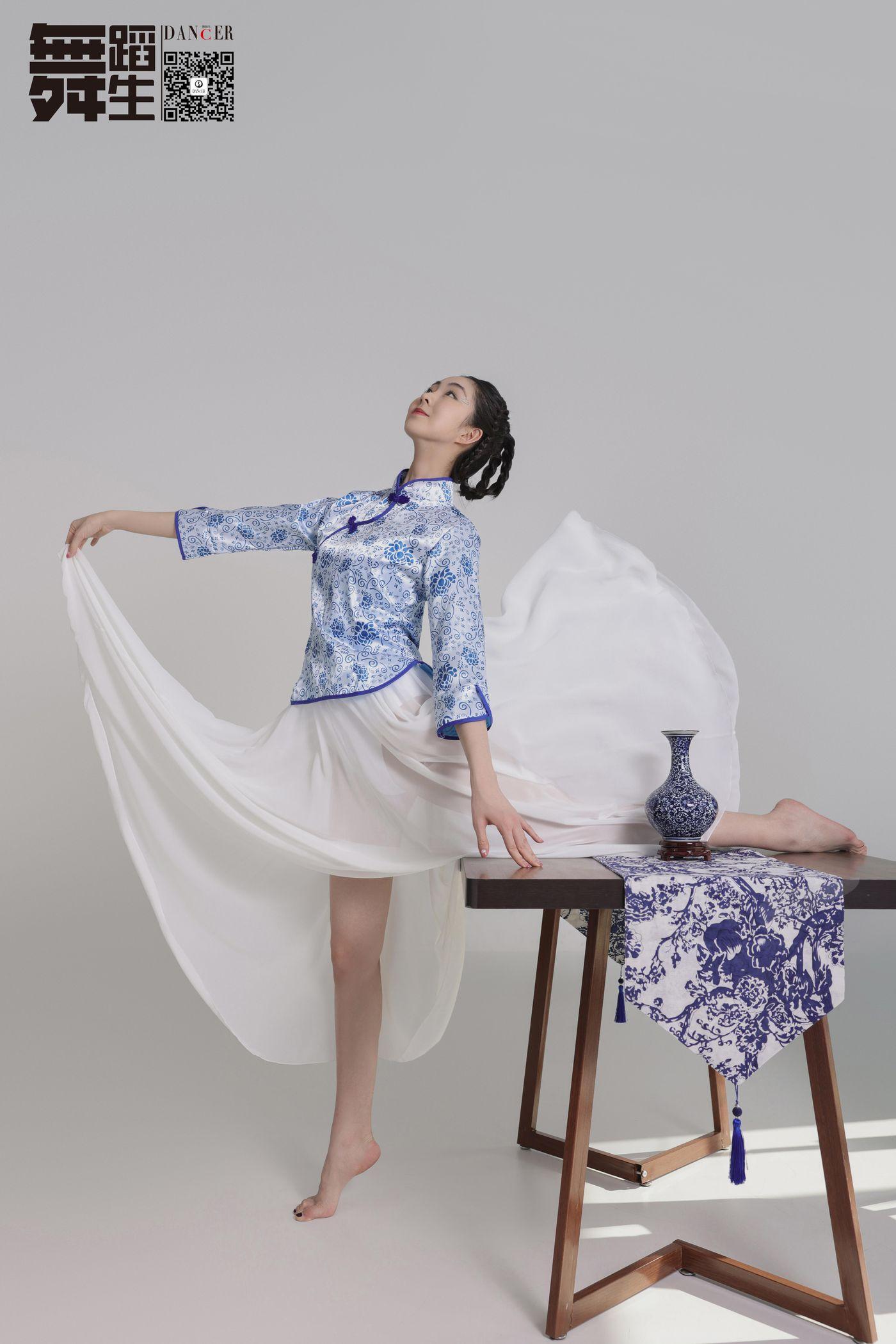 [GALLI嘉丽]舞蹈生日记 104 – 青花瓷 韩玉彤[43P]插图4