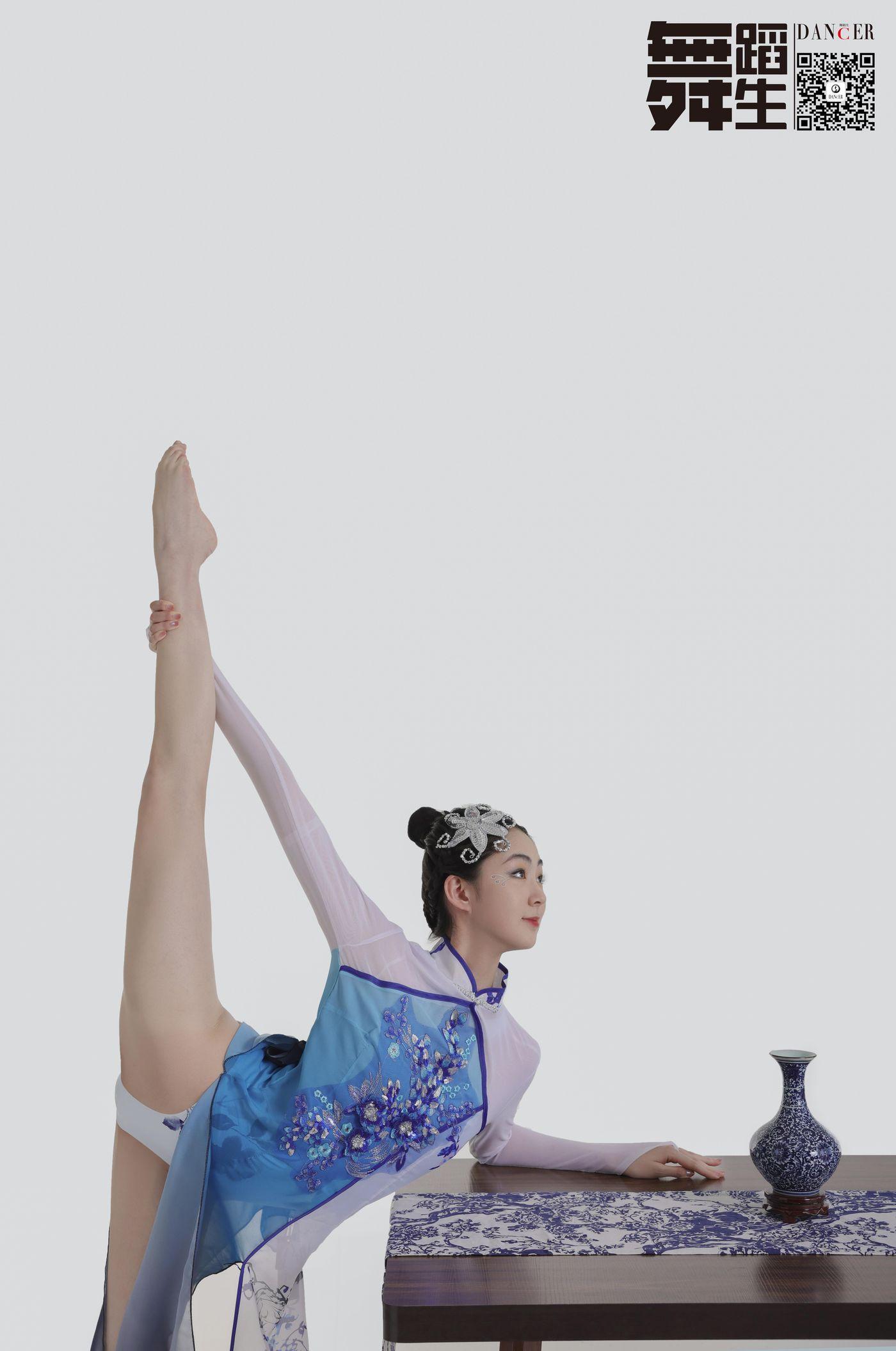 [GALLI嘉丽]舞蹈生日记 104 – 青花瓷 韩玉彤[43P]插图6