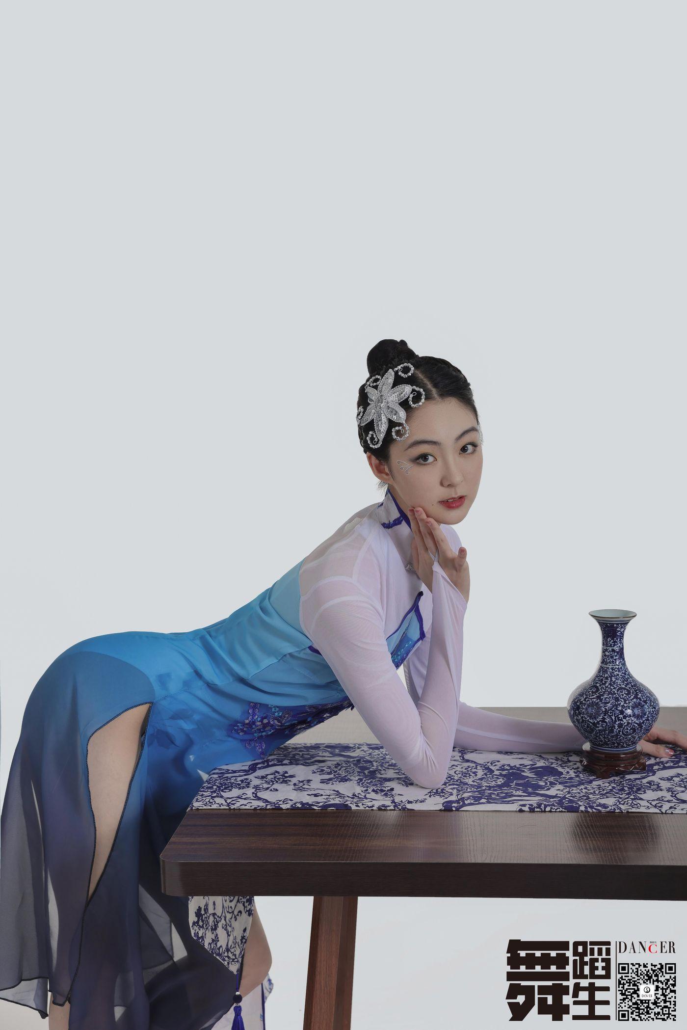 [GALLI嘉丽]舞蹈生日记 104 – 青花瓷 韩玉彤[43P]插图7