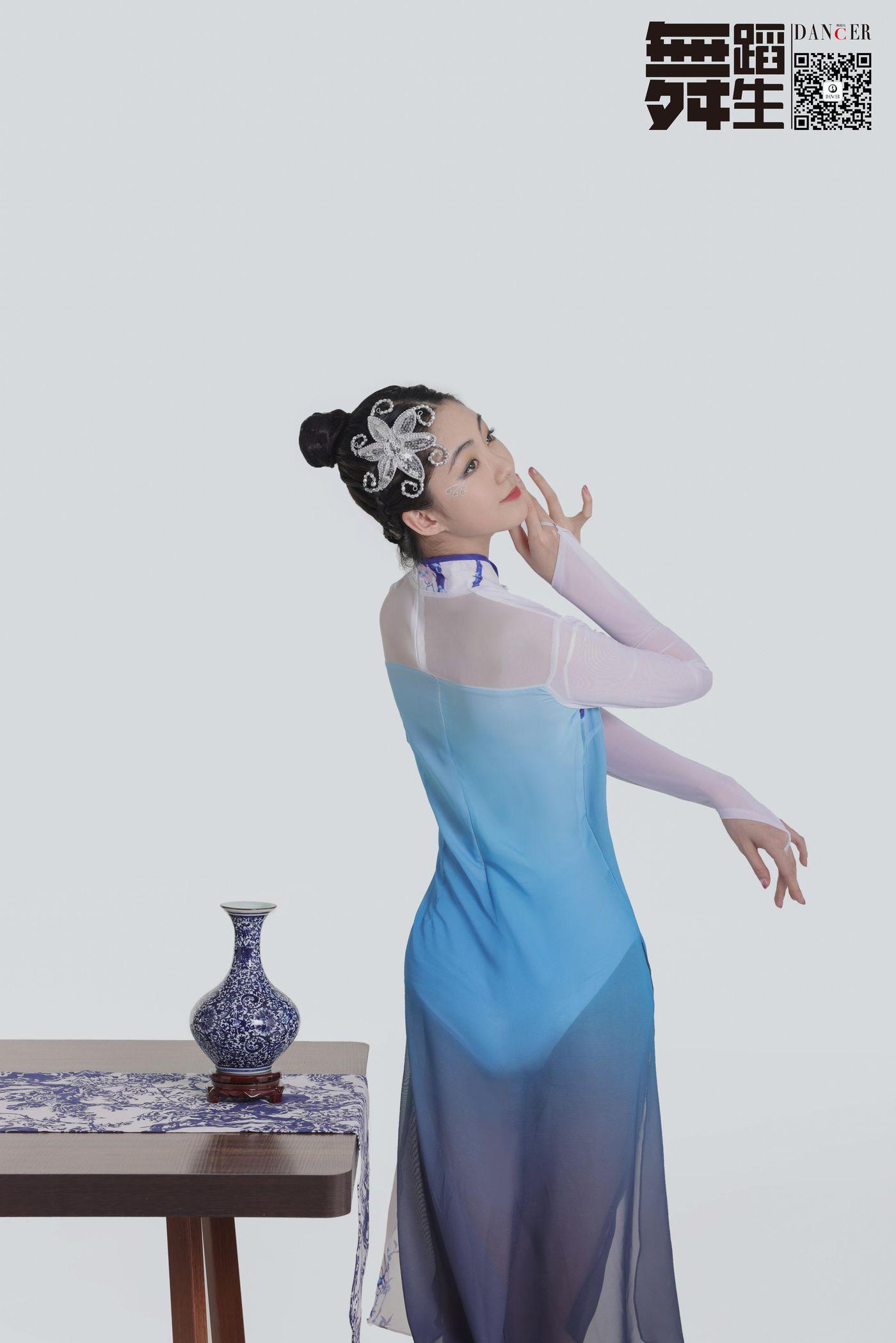 [GALLI嘉丽]舞蹈生日记 104 – 青花瓷 韩玉彤[43P]插图4