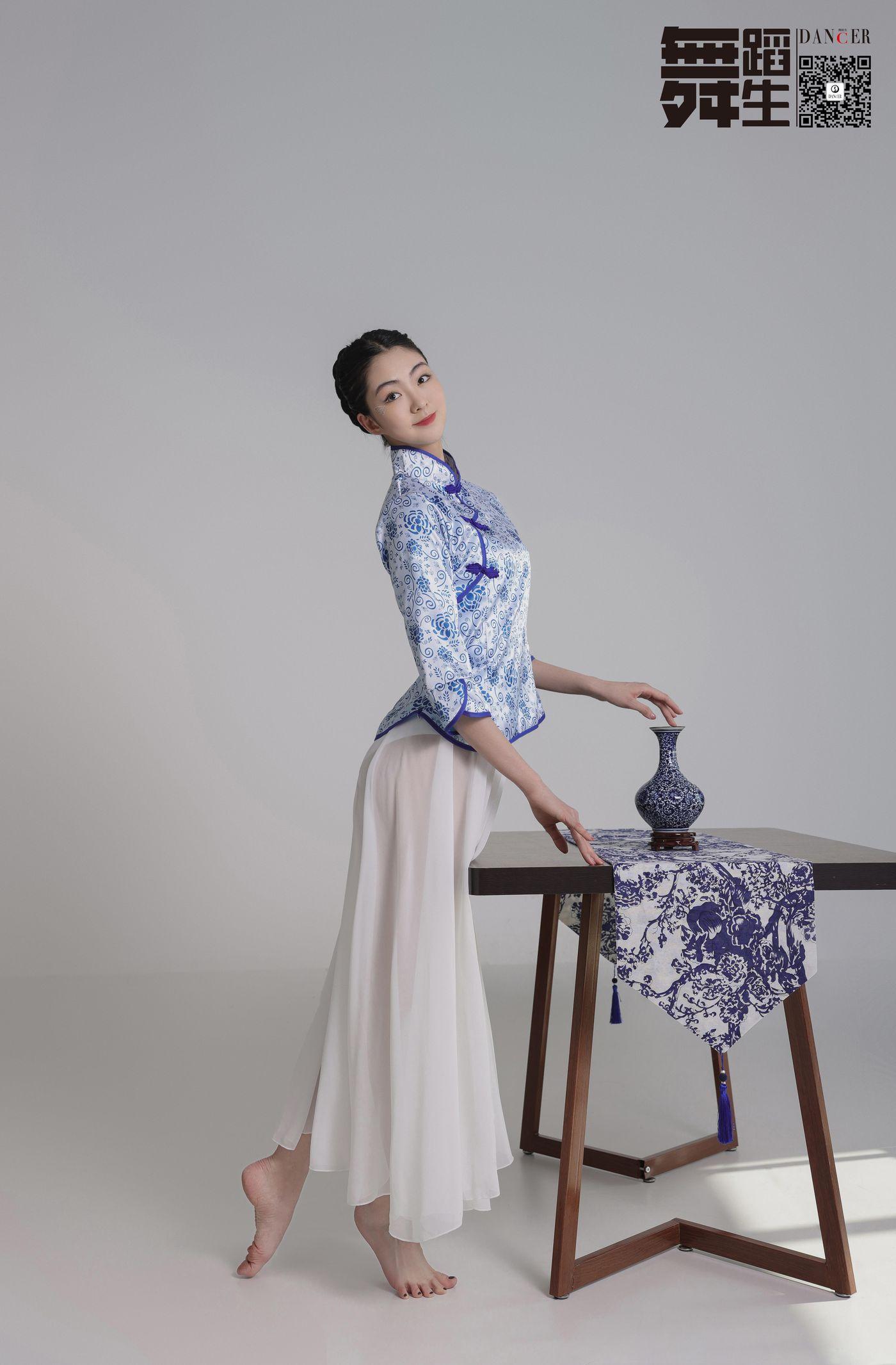 [GALLI嘉丽]舞蹈生日记 104 – 青花瓷 韩玉彤[43P]插图6