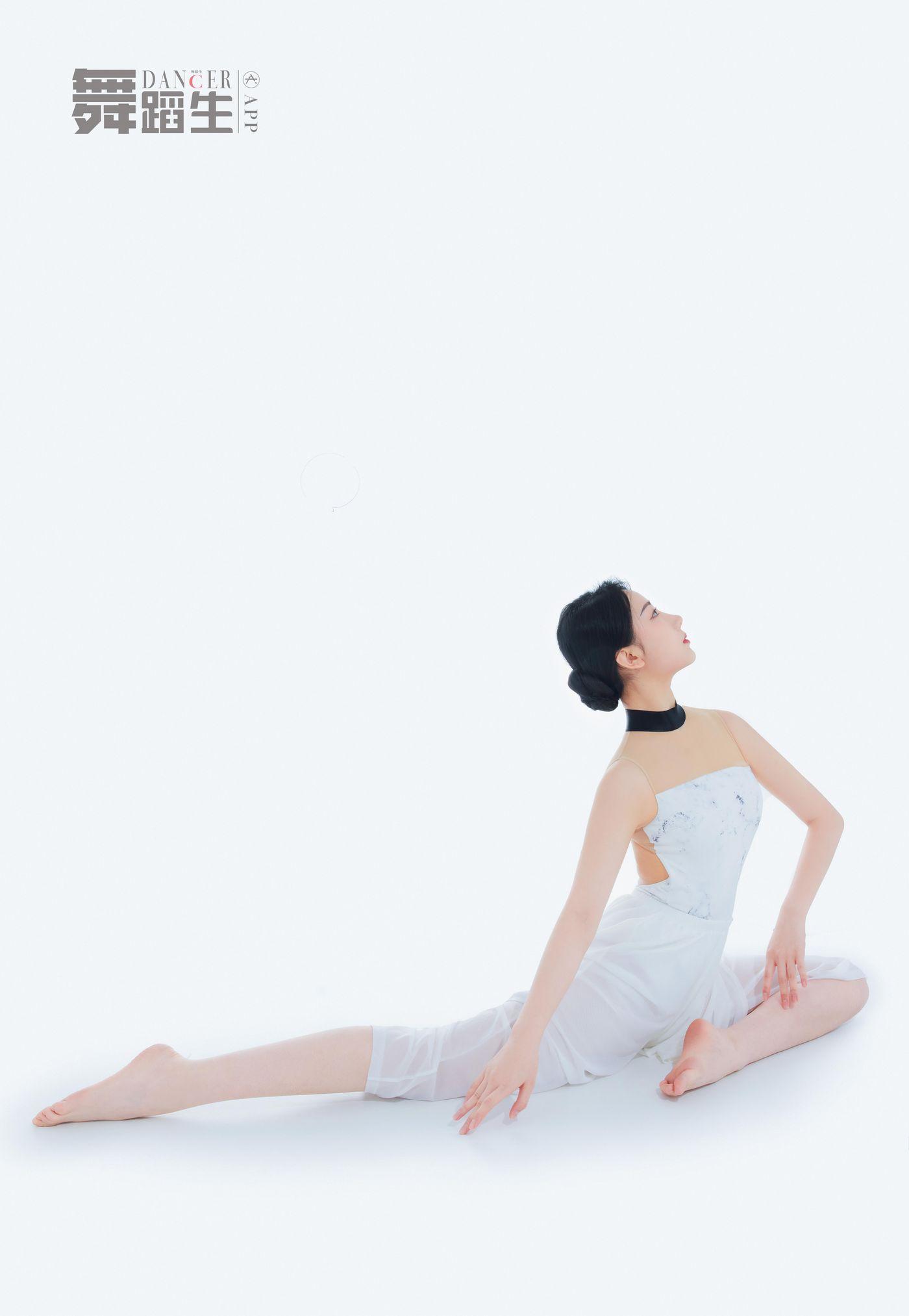[GALLI嘉丽]舞蹈生日记 083 – 风舞如蝶 薛慧[42P]插图1