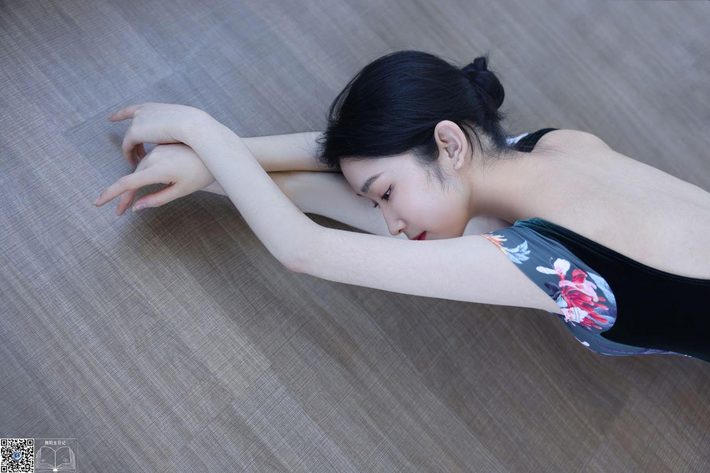 [GALLI嘉丽]舞蹈生日记 049 – 珊珊[42P]插图4