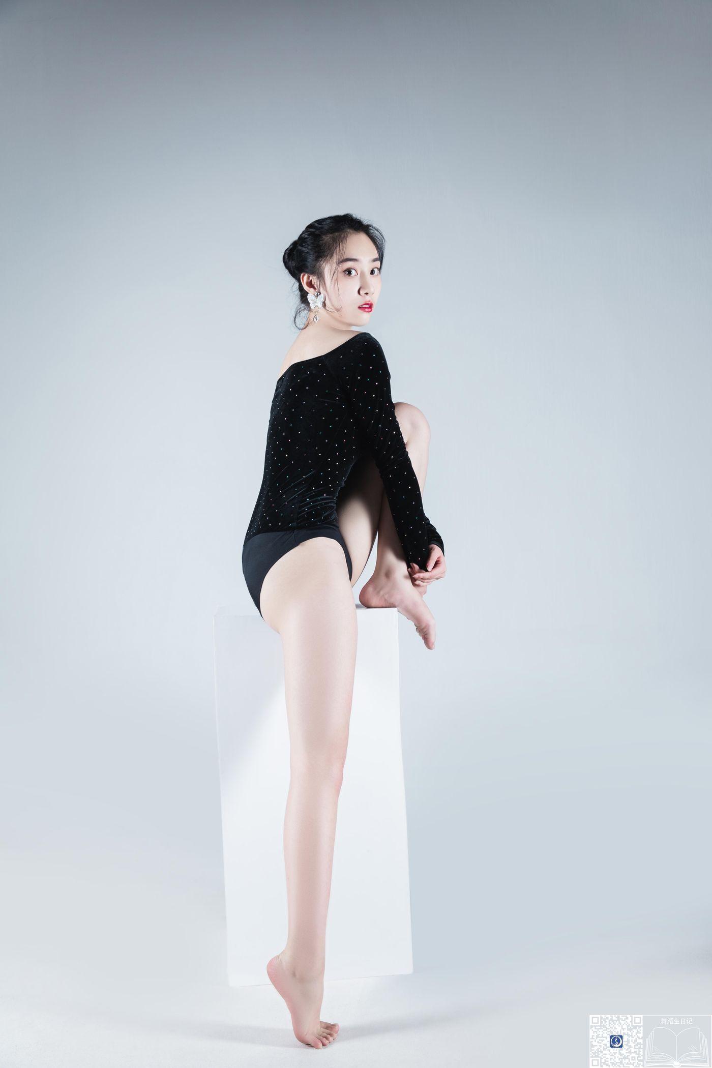 [GALLI嘉丽]舞蹈生日记 015 – 唐可[29P]插图5