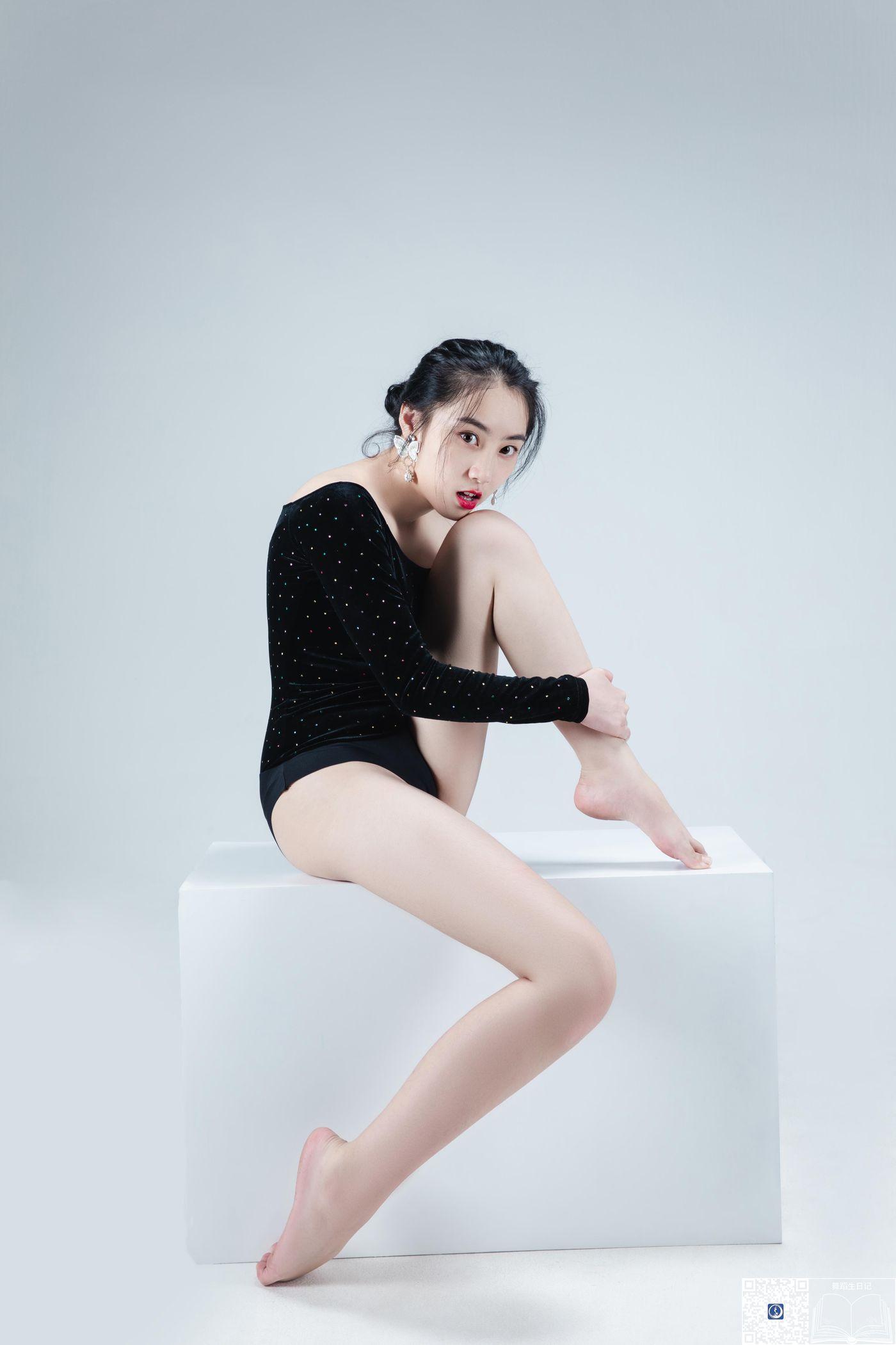 [GALLI嘉丽]舞蹈生日记 015 – 唐可[29P]插图7
