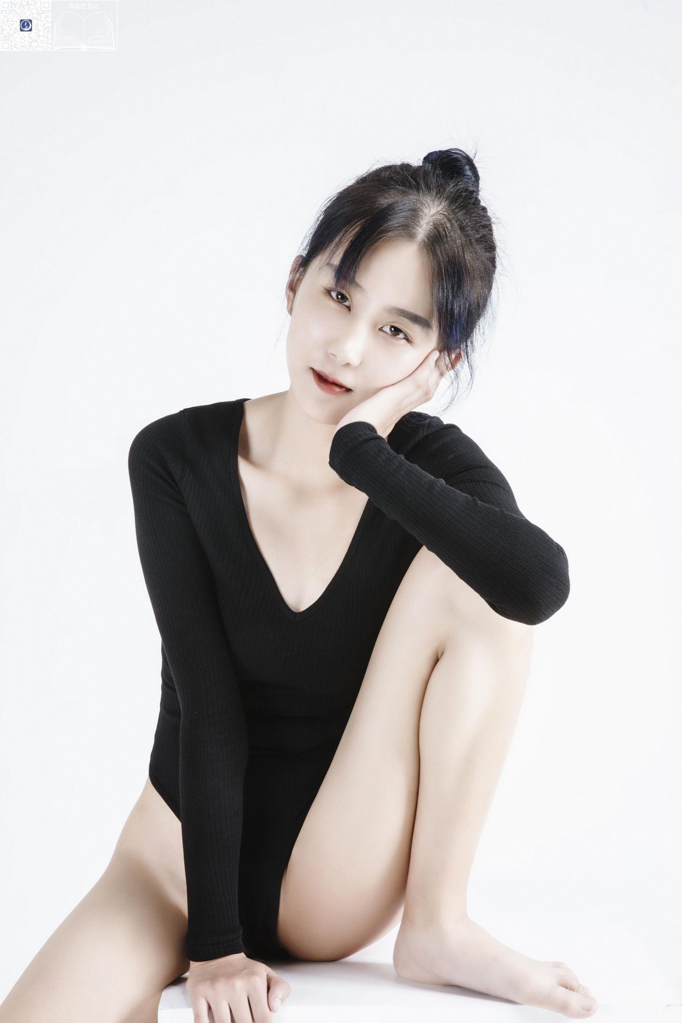 [GALLI嘉丽]舞蹈生日记 021 – 苗苗[30P]插图5