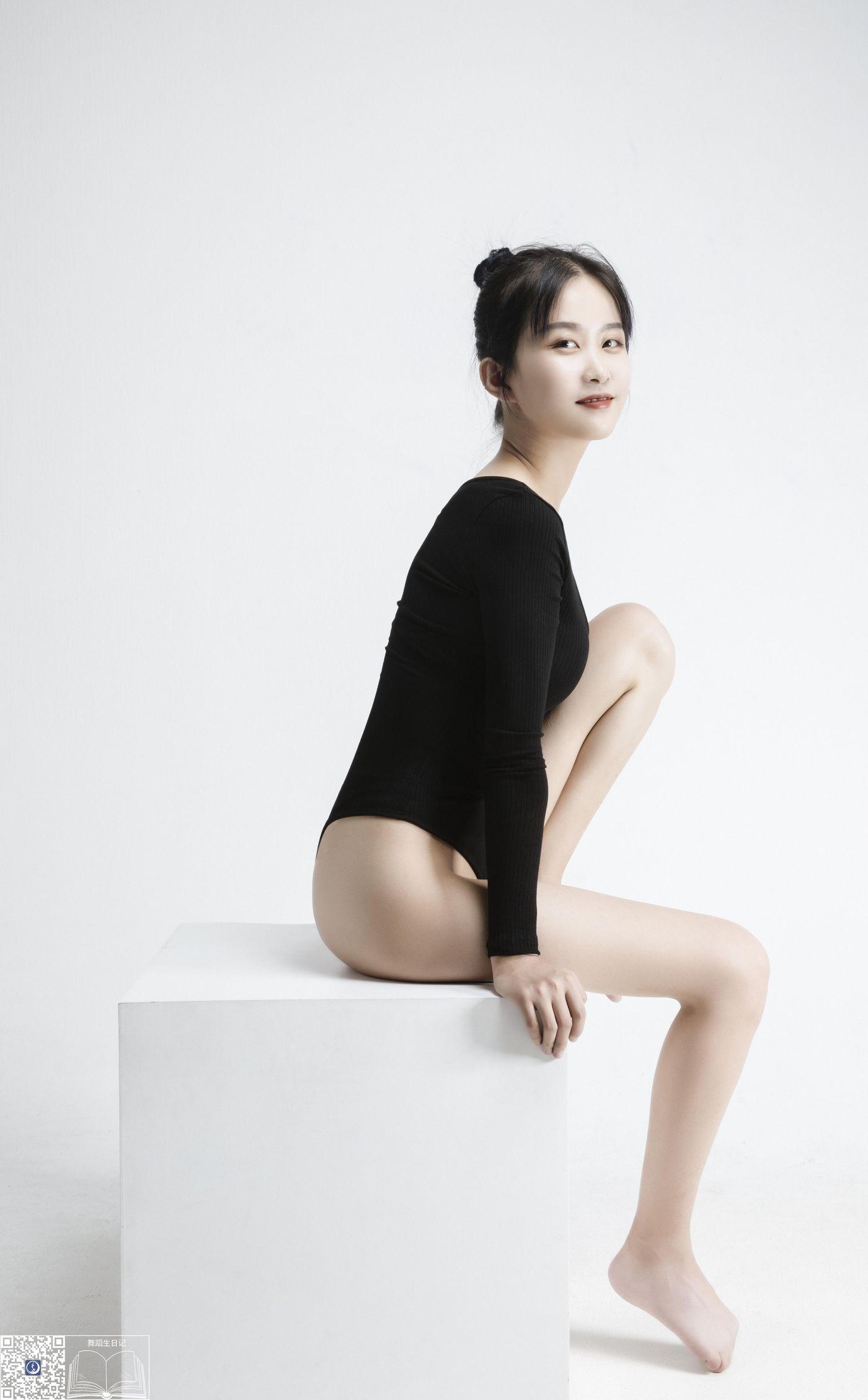 [GALLI嘉丽]舞蹈生日记 021 – 苗苗[30P]插图8