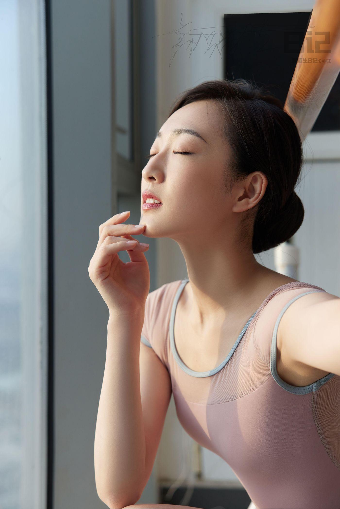 [GALLI嘉丽]舞蹈生日记 084 – 咚咚[58P]插图1