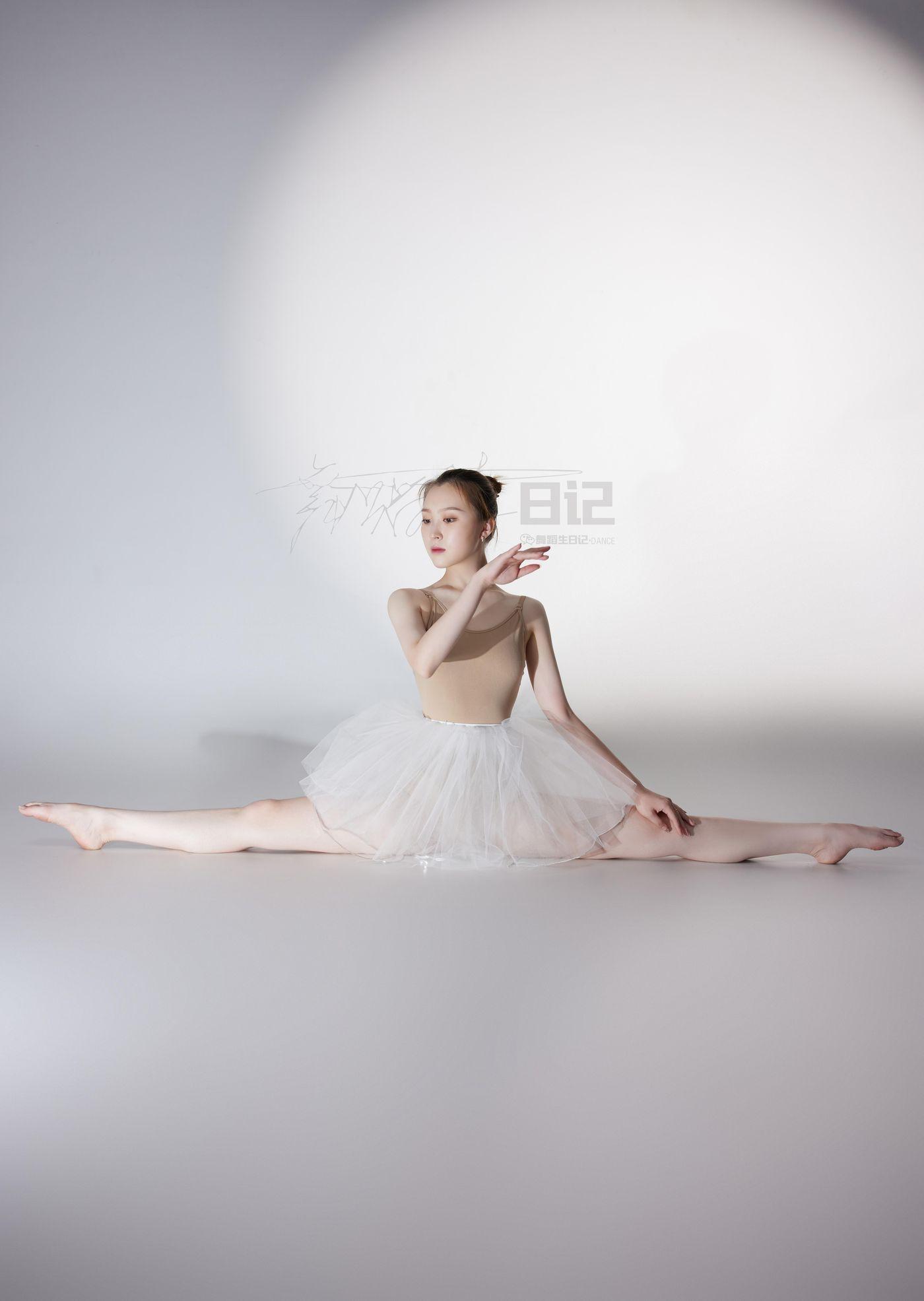 [GALLI嘉丽]舞蹈生日记 076 – 高雯雯[41P]插图5