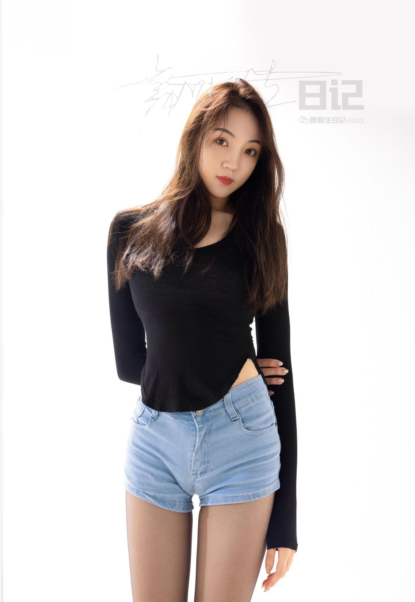 [GALLI嘉丽]舞蹈生日记 069 – 贺贺[47P]插图2
