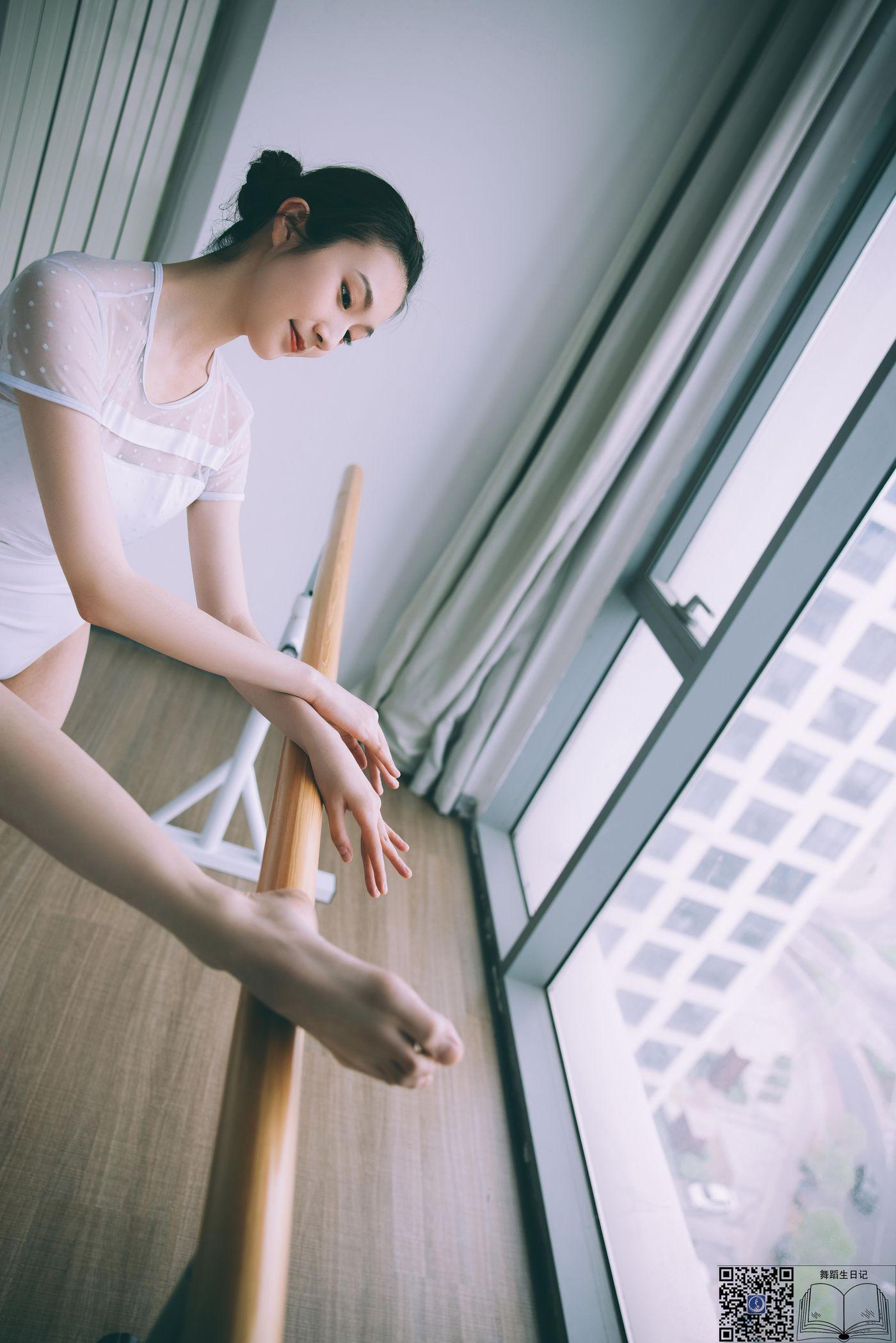 [GALLI嘉丽]舞蹈生日记 045 – 小萱[51P]插图3