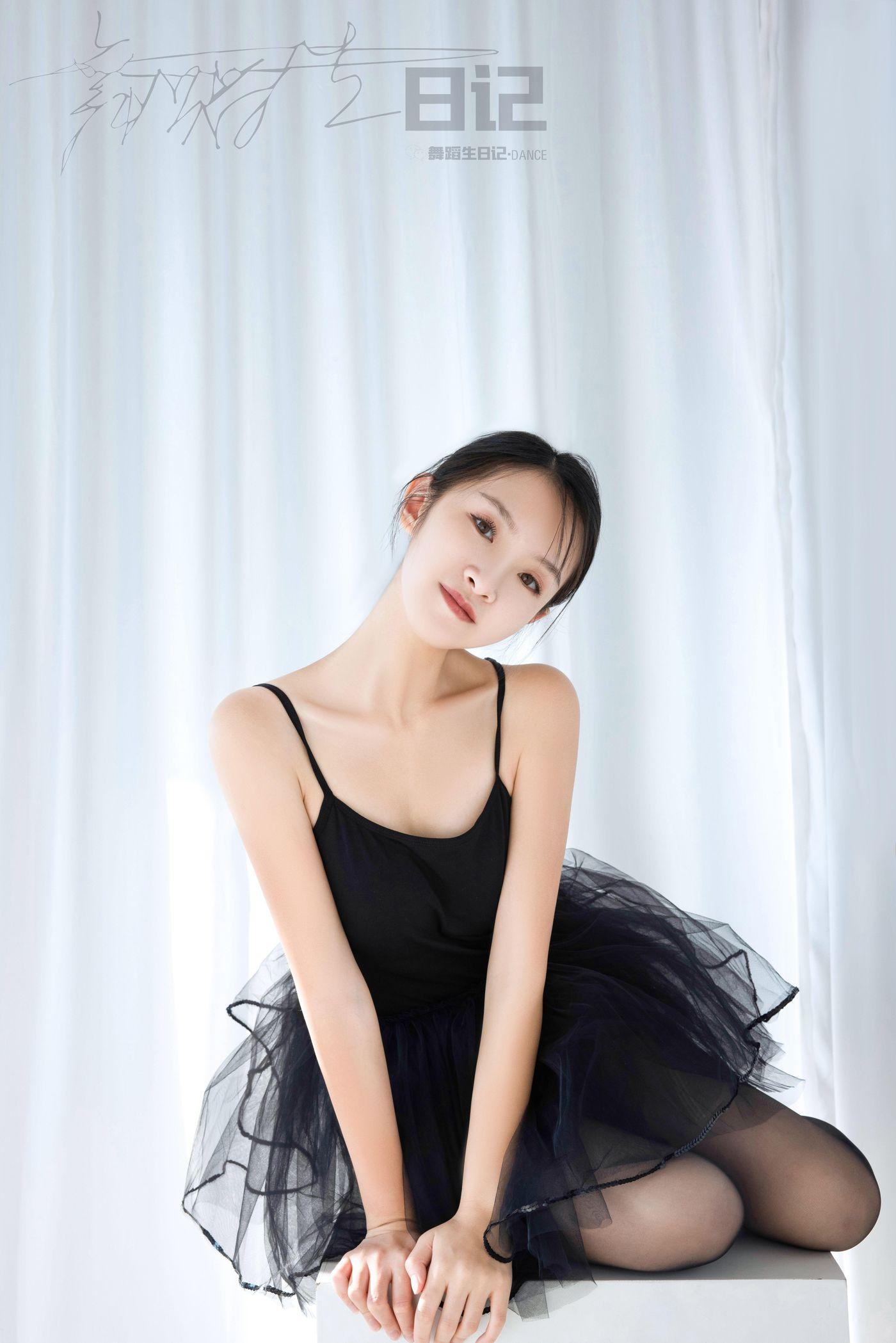 [GALLI嘉丽]舞蹈生日记 077 – 佳宁[43P]插图