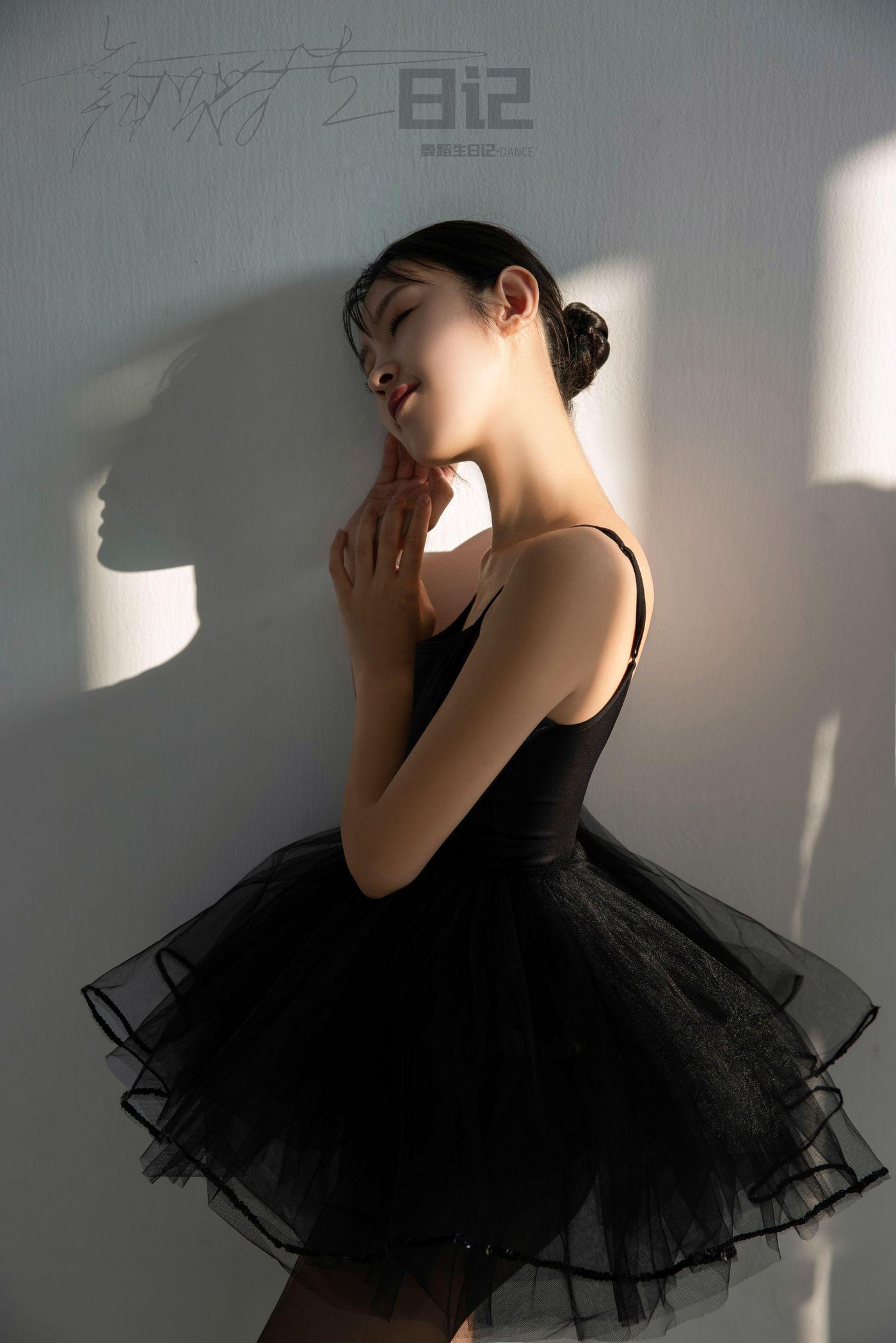 [GALLI嘉丽]舞蹈生日记 077 – 佳宁[43P]插图