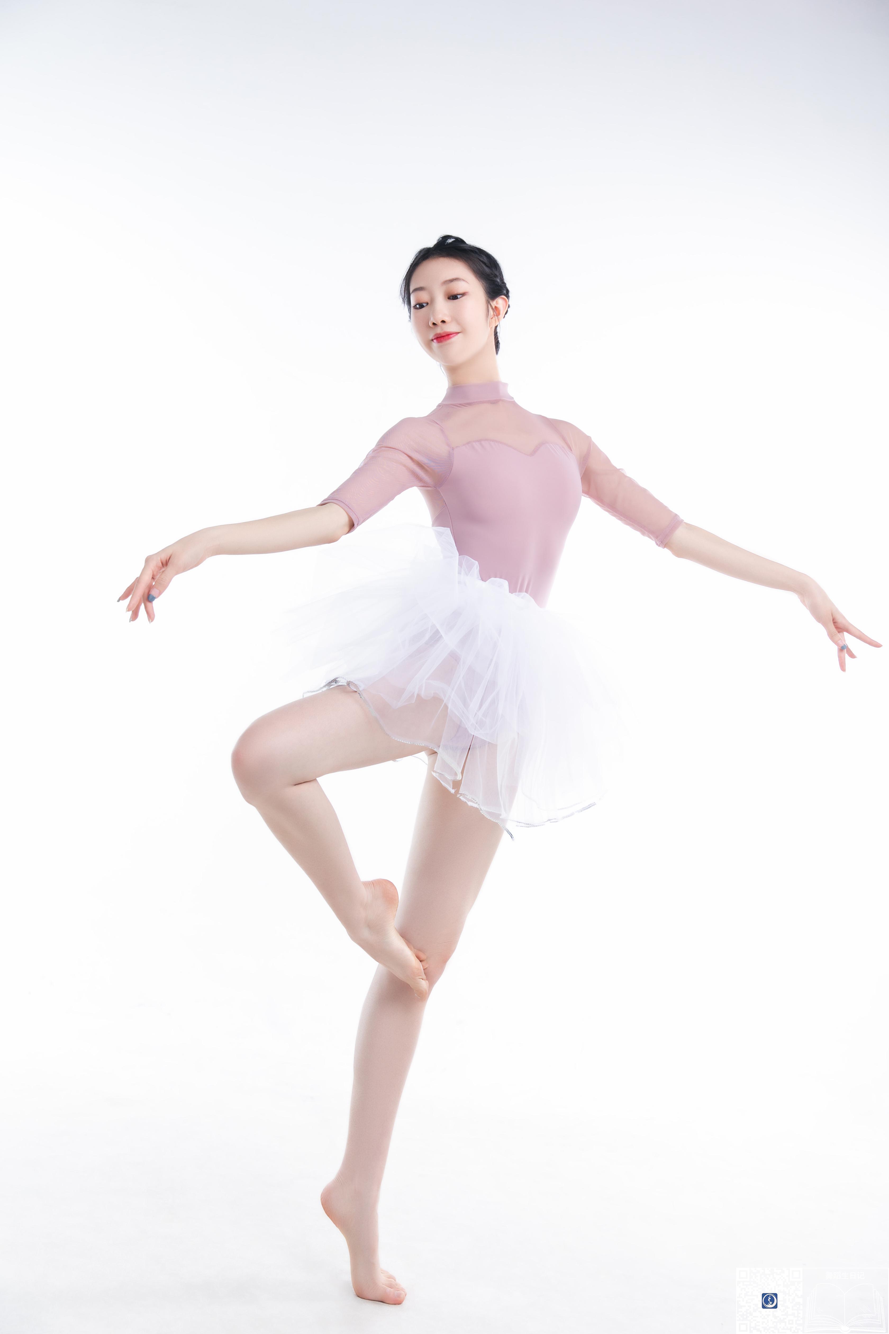 [GALLI嘉丽]舞蹈生日记 034 – 鱼子[40P]插图3
