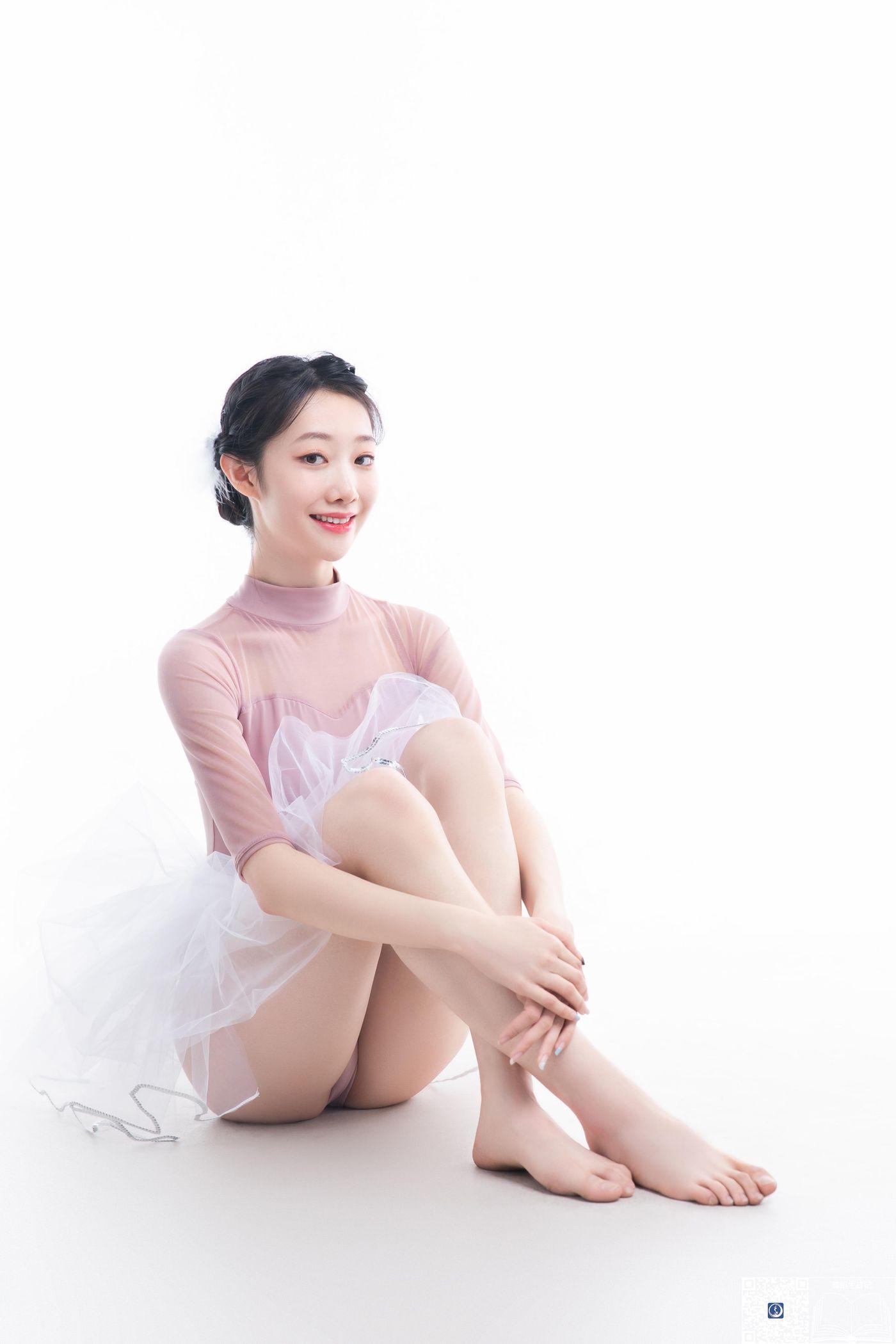 [GALLI嘉丽]舞蹈生日记 034 – 鱼子[40P]插图