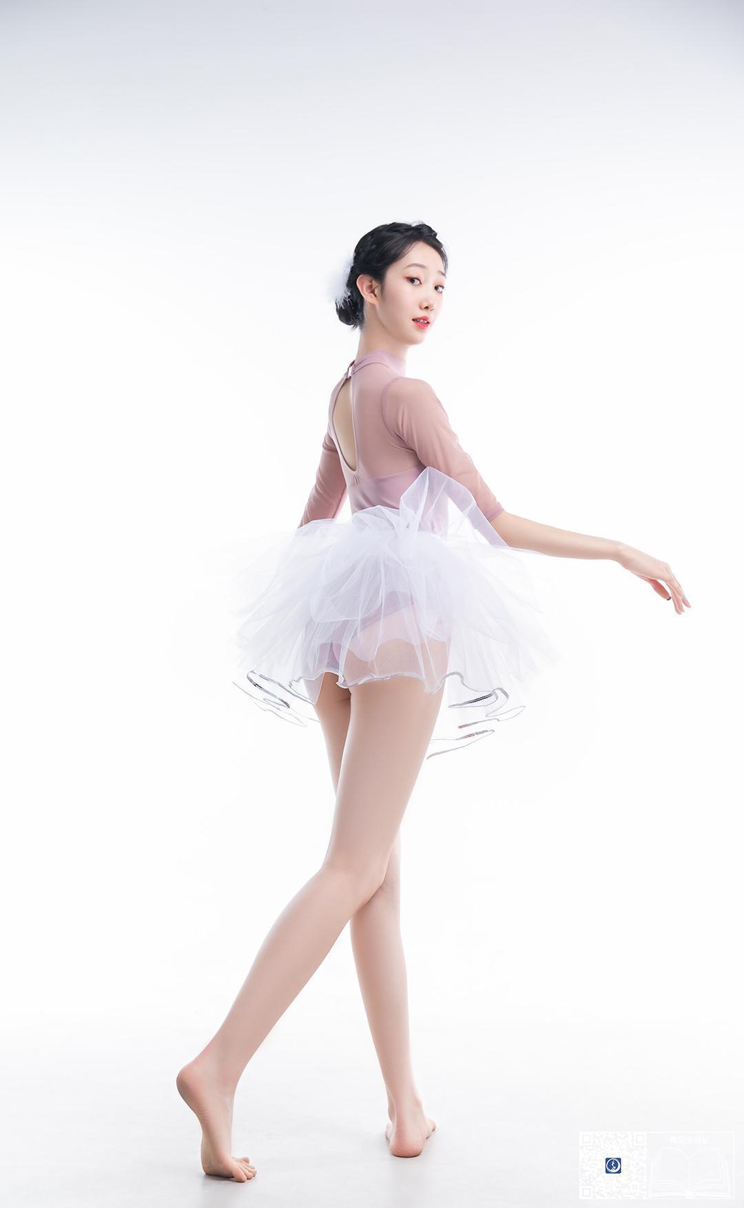 [GALLI嘉丽]舞蹈生日记 034 – 鱼子[40P]插图4