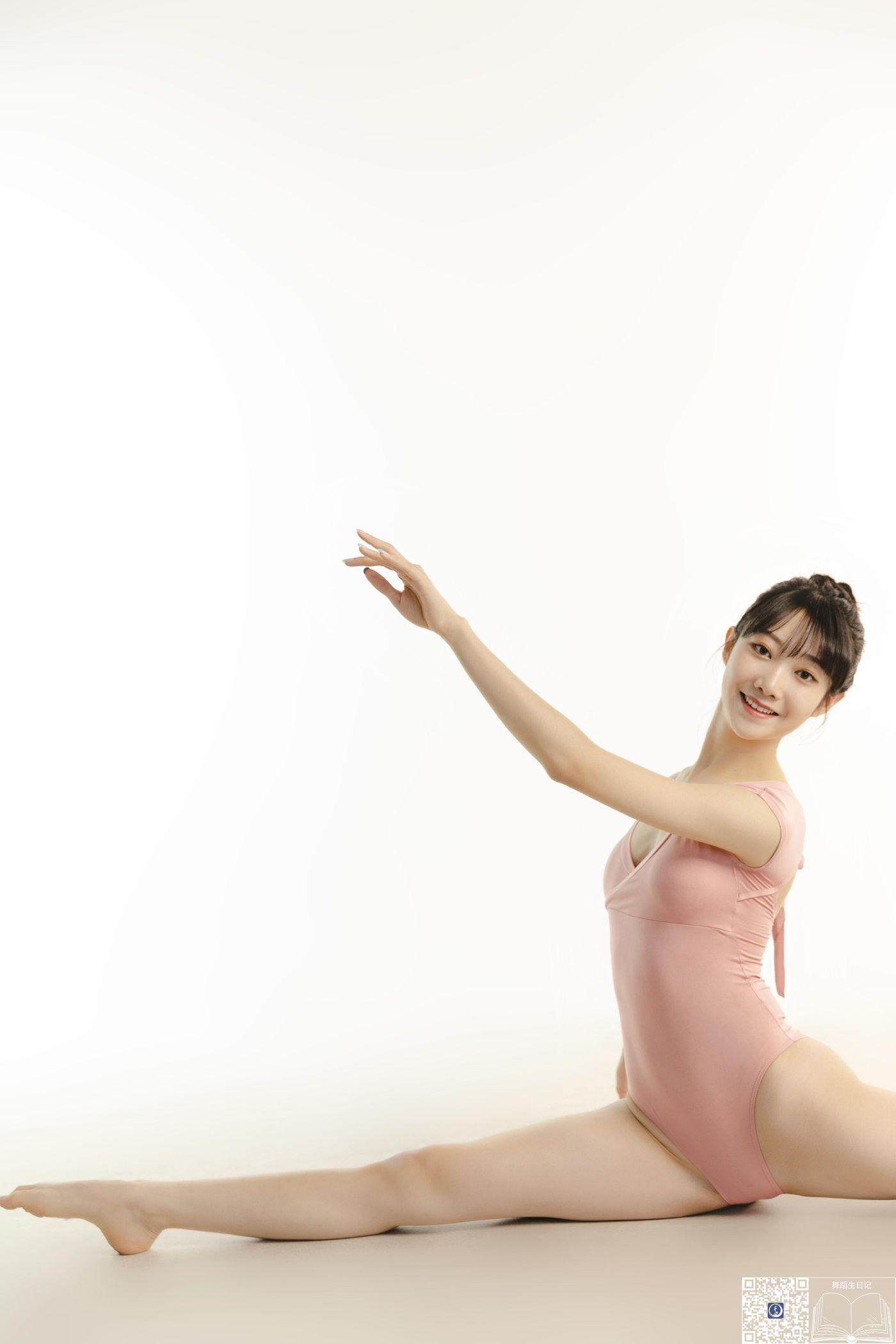 [GALLI嘉丽]舞蹈生日记 028 – 鱼子[32P]插图5