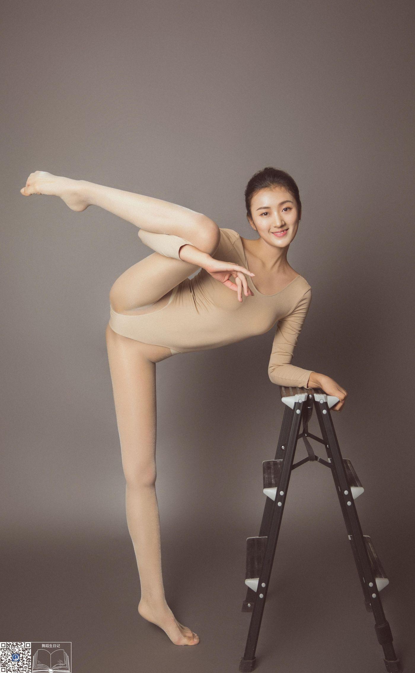 [GALLI嘉丽]舞蹈生日记 098 – 子墨[63P]插图