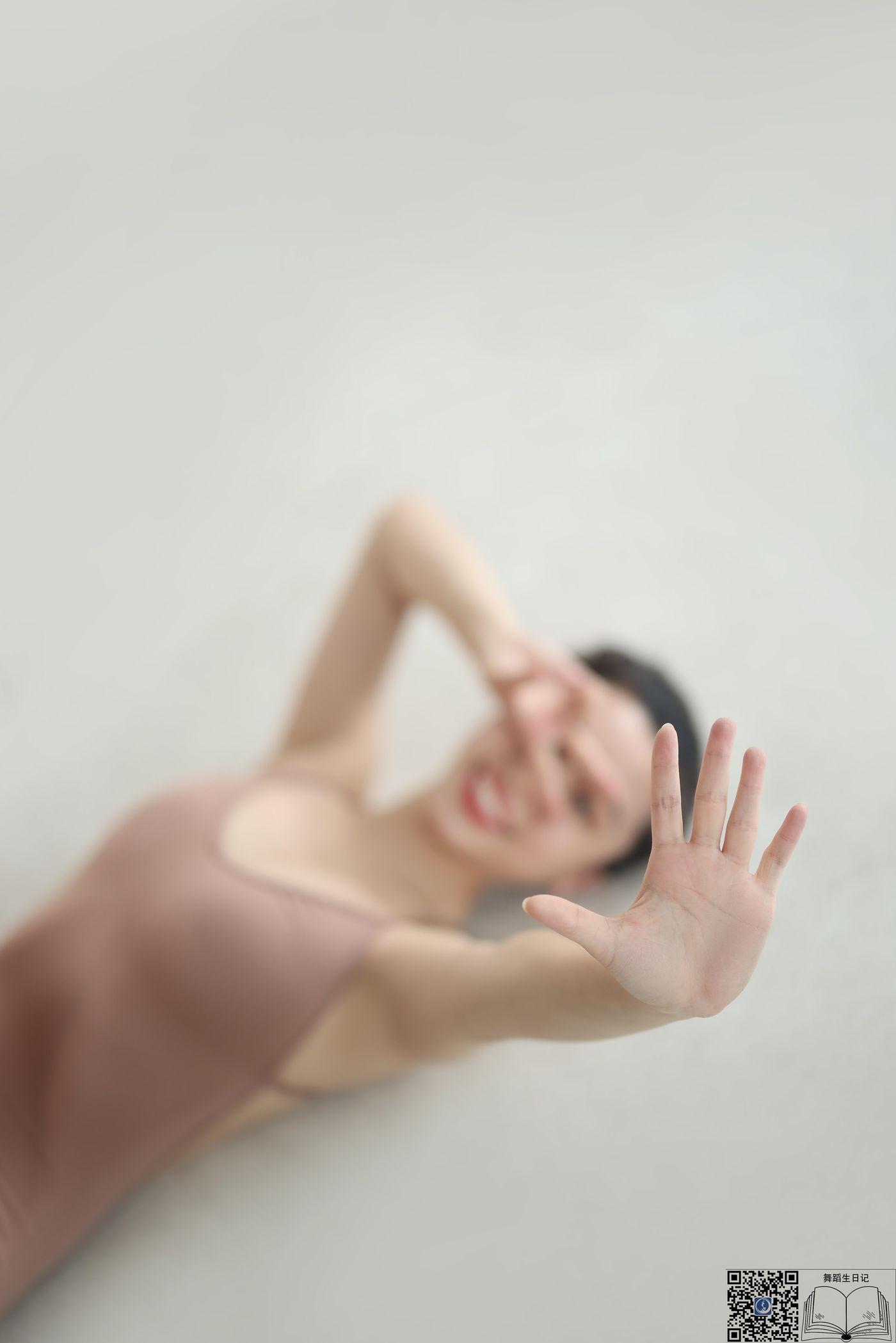 [GALLI嘉丽]舞蹈生日记 102 – 子琳妹妹[37P]插图7