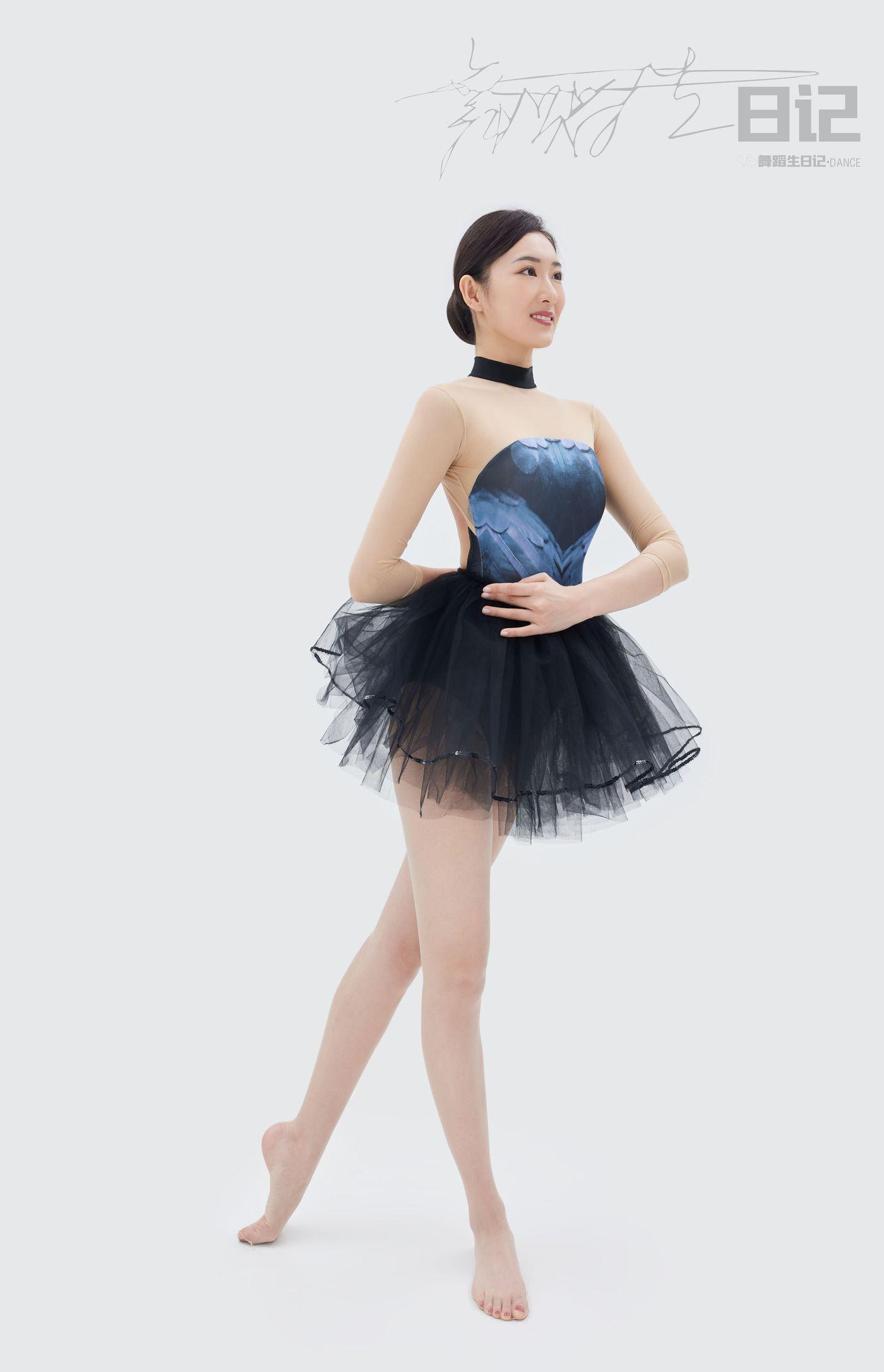[GALLI嘉丽]舞蹈生日记 085 – 咚咚[33P]插图7