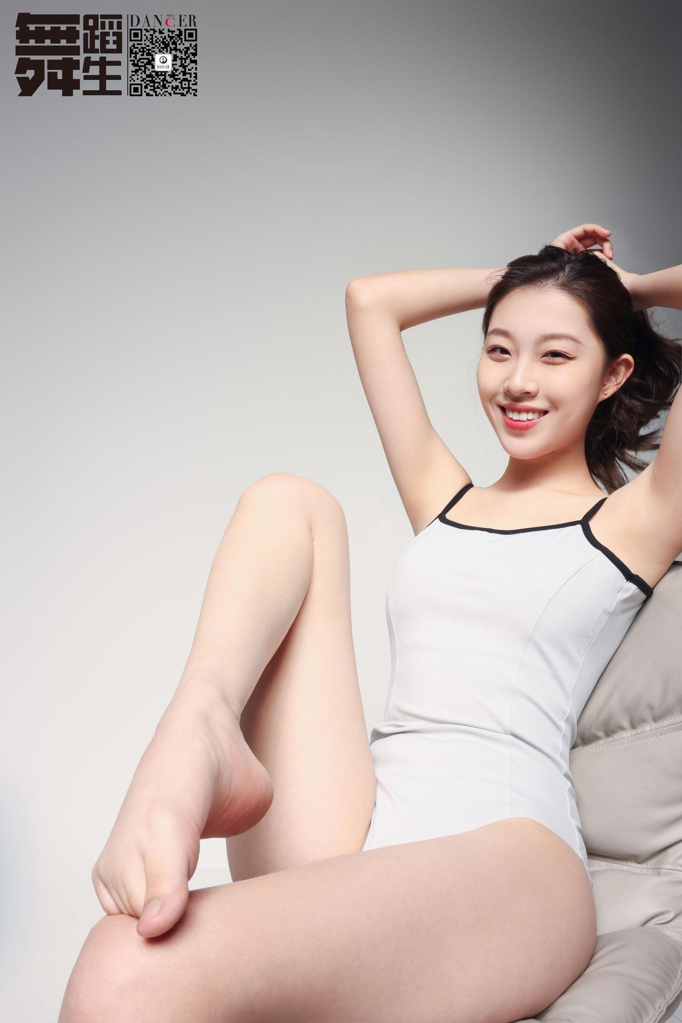 [GALLI嘉丽]舞蹈生日记 113 – 羽[43P]插图