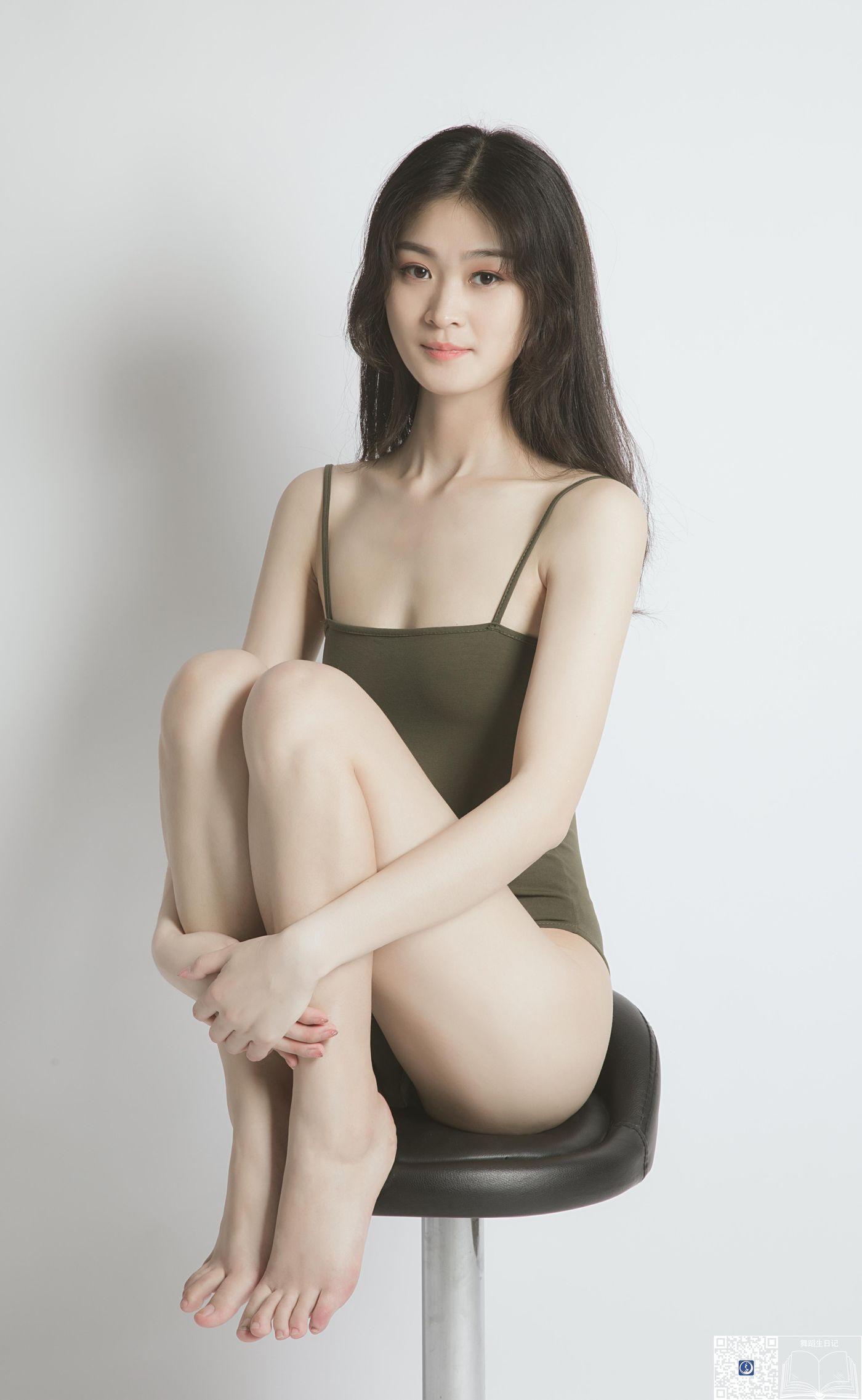 [GALLI嘉丽]舞蹈生日记 005 – 刊 一宁[31P]插图3