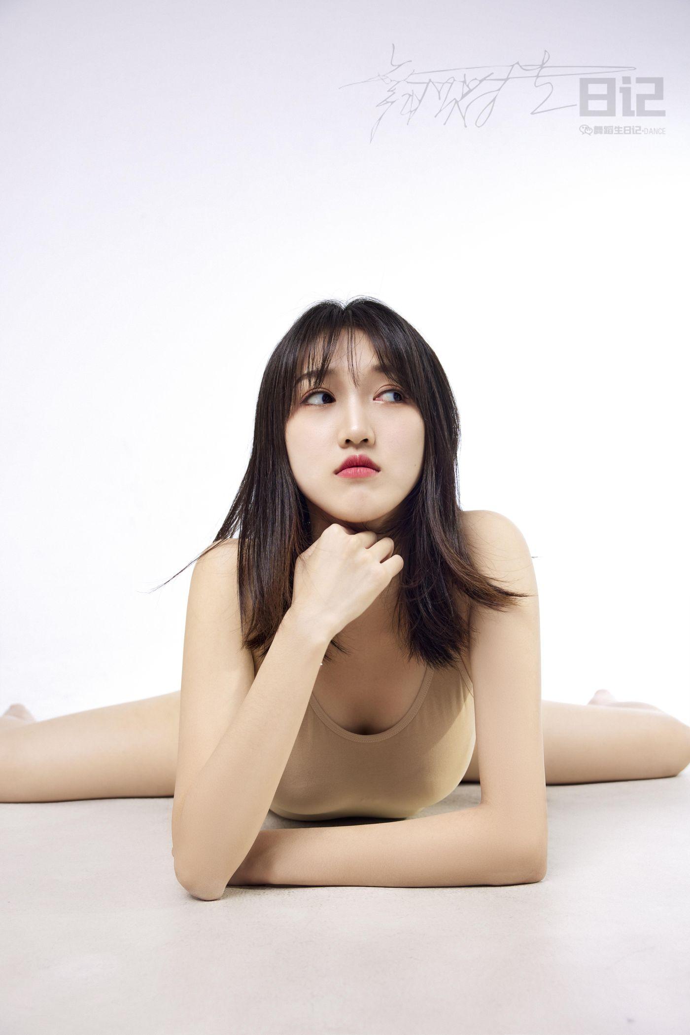 [GALLI嘉丽]舞蹈生日记 065 – 艺考生 美琪[44P]插图