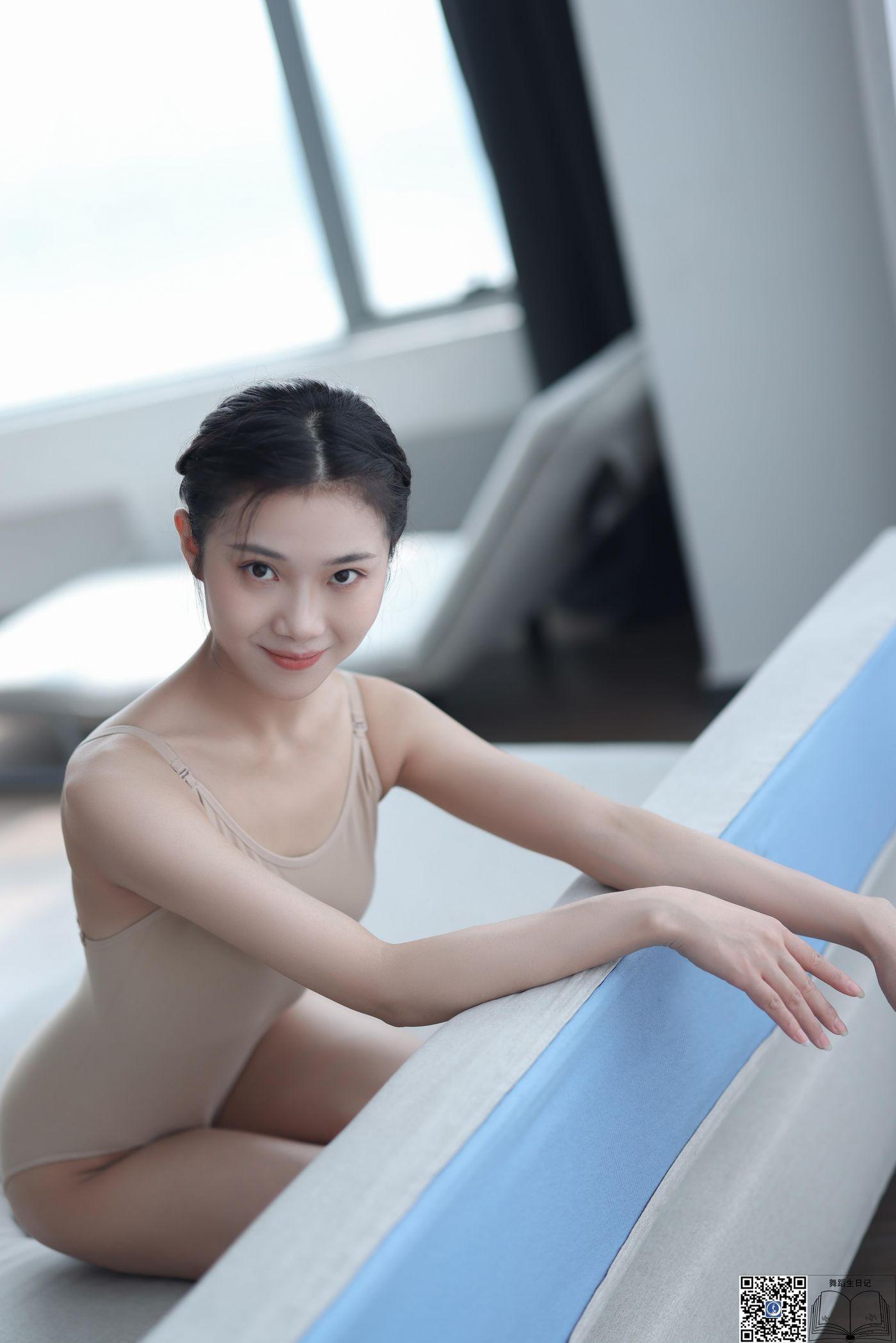 [GALLI嘉丽]舞蹈生日记 002 – 茜茜[49P]插图4