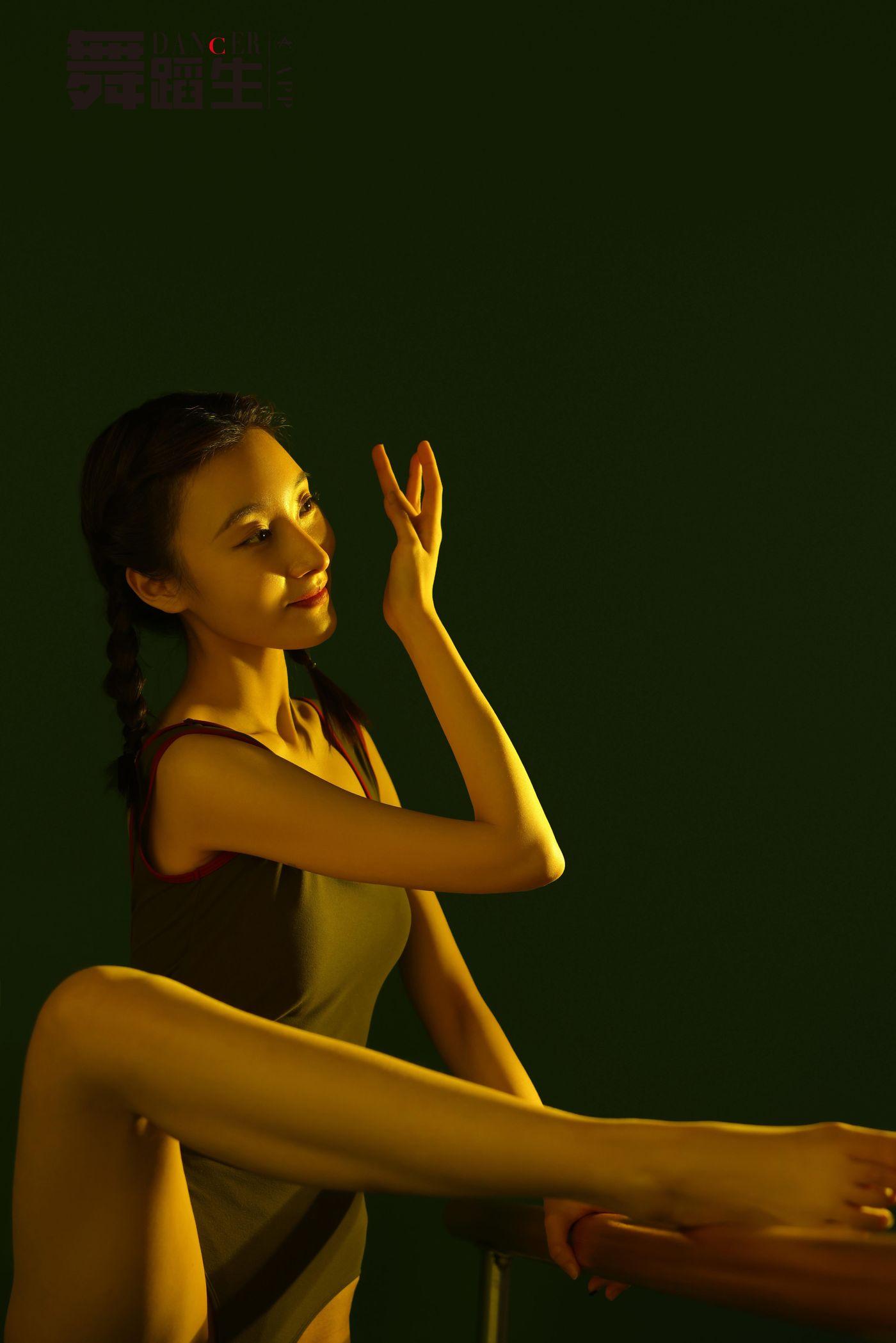 [GALLI嘉丽]舞蹈生日记 093 – 芳华 张樱山[52P]插图8
