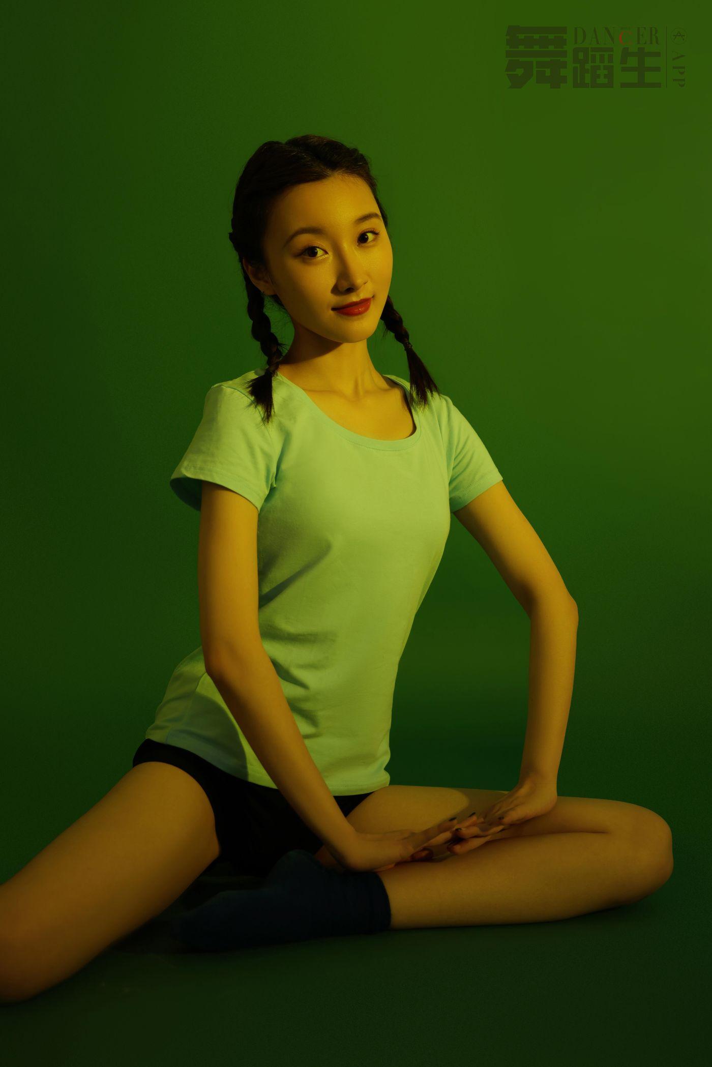 [GALLI嘉丽]舞蹈生日记 093 – 芳华 张樱山[52P]插图2