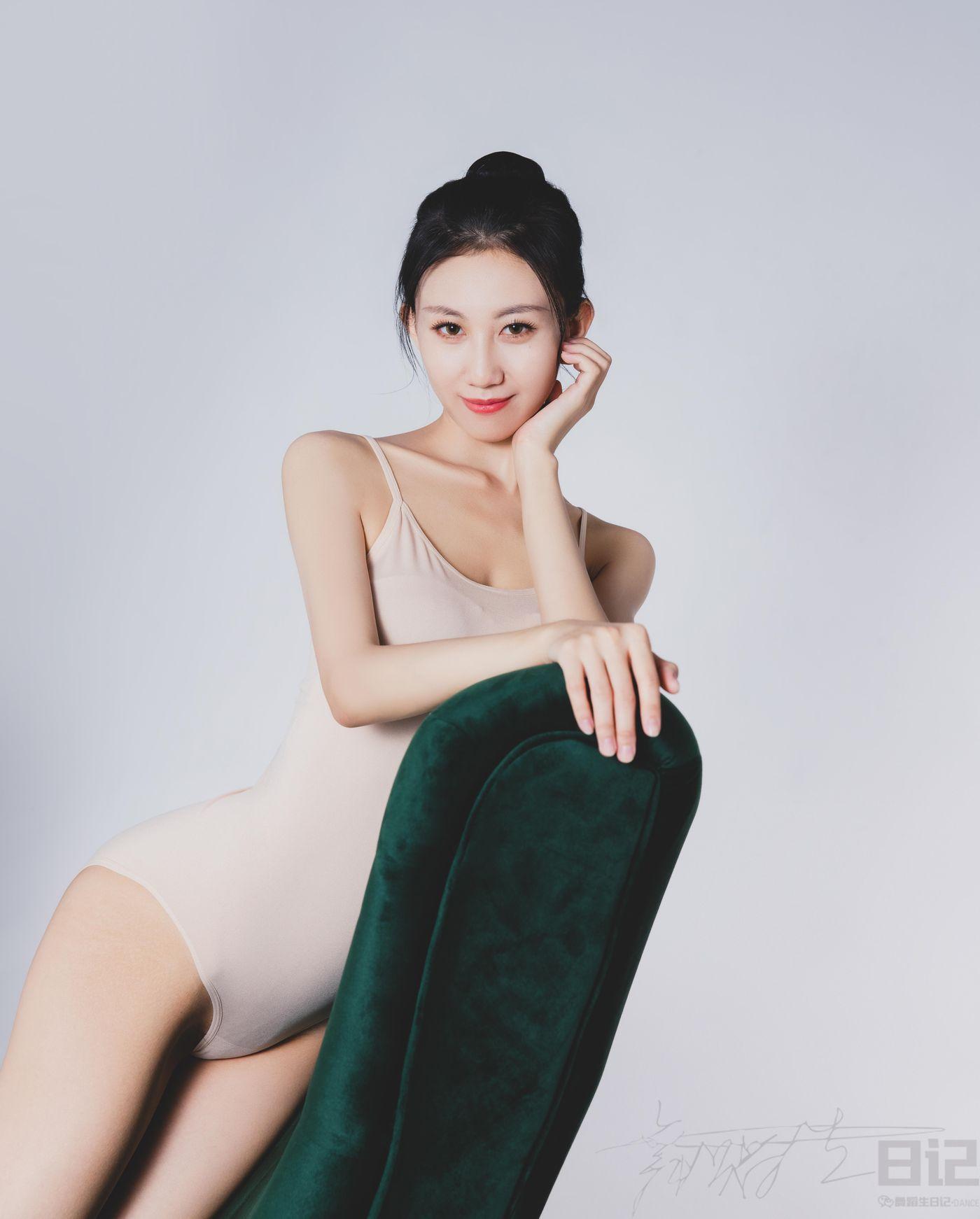[GALLI嘉丽]舞蹈生日记 066 – 传媒 艺艺[40P]插图3