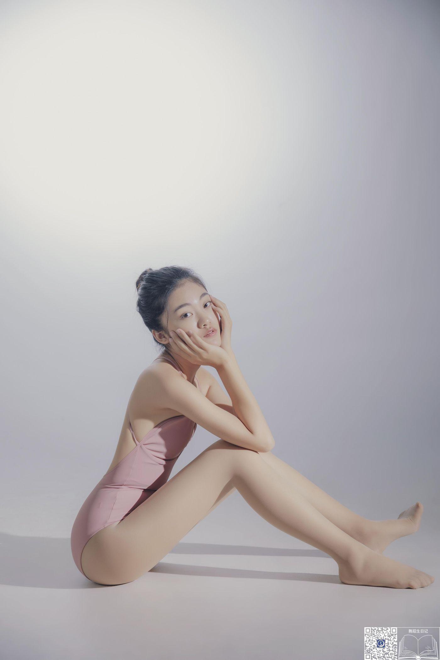 [GALLI嘉丽]舞蹈生日记 024 – 星利[41P]插图2