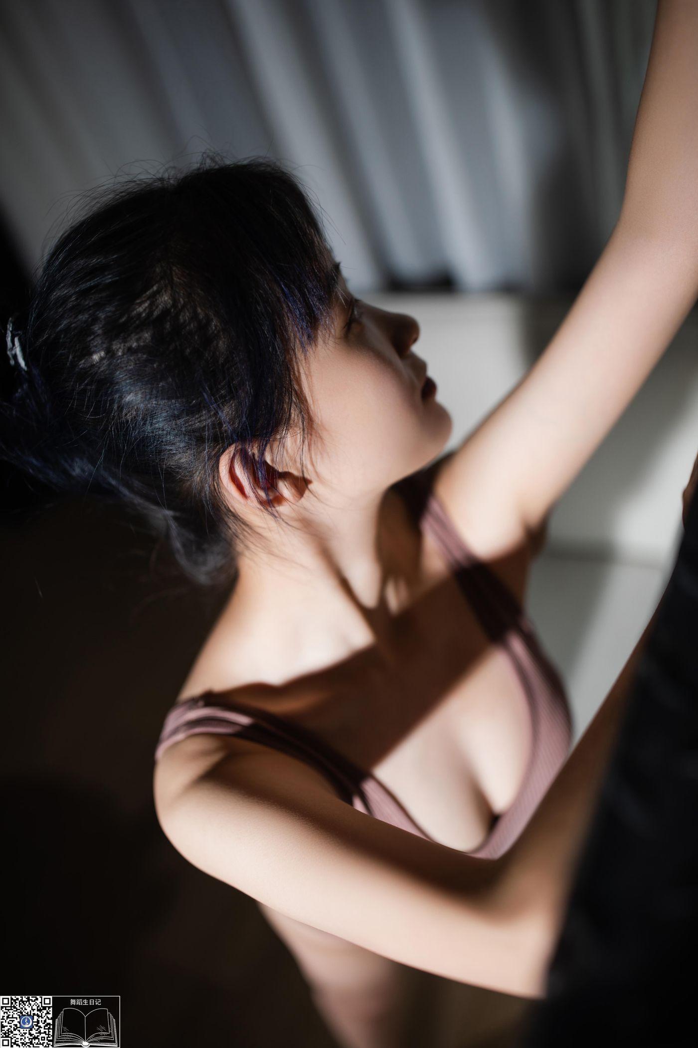 [GALLI嘉丽]舞蹈生日记 027 – 苗苗[30P]插图2