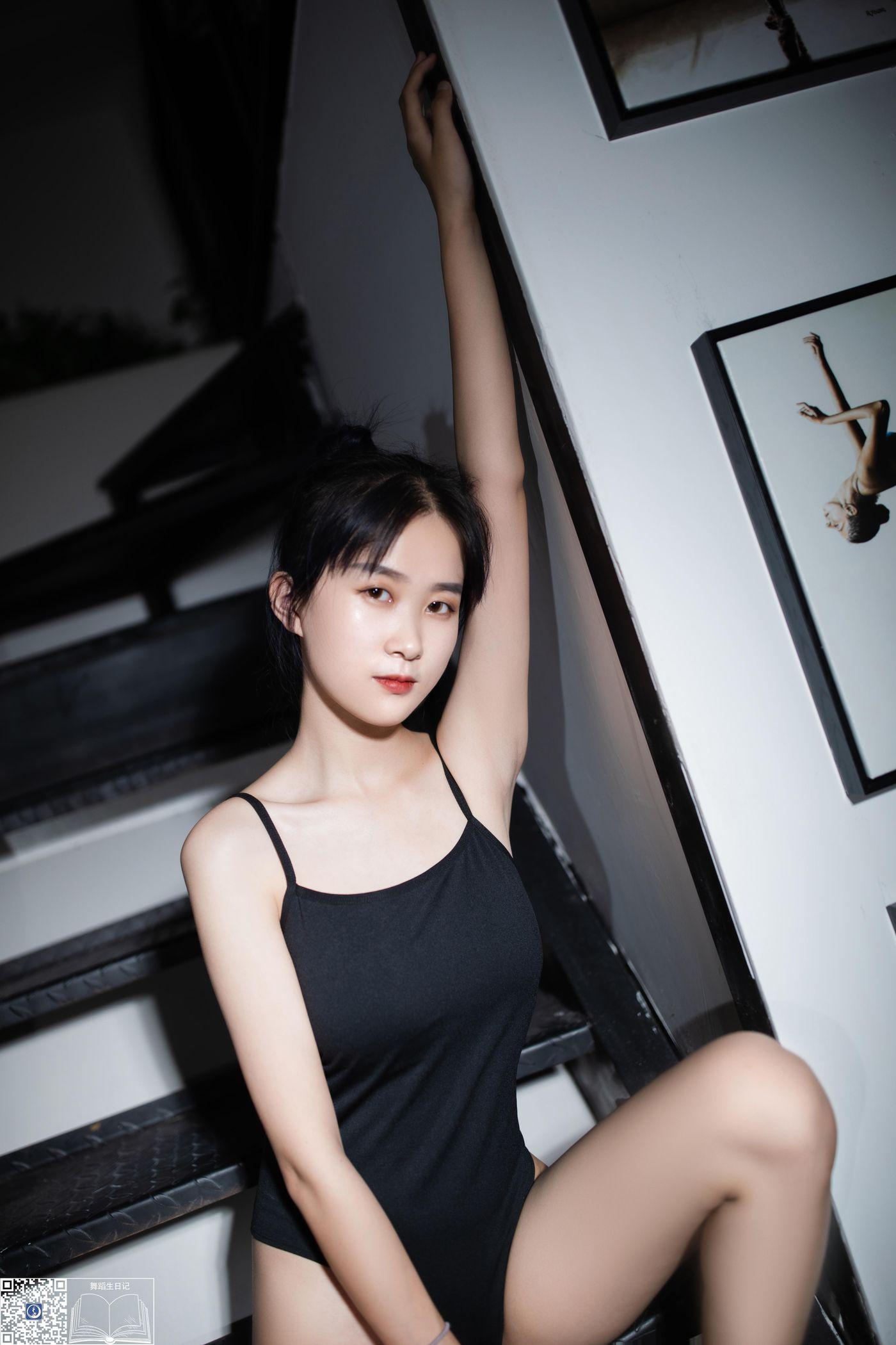 [GALLI嘉丽]舞蹈生日记 027 – 苗苗[30P]插图3