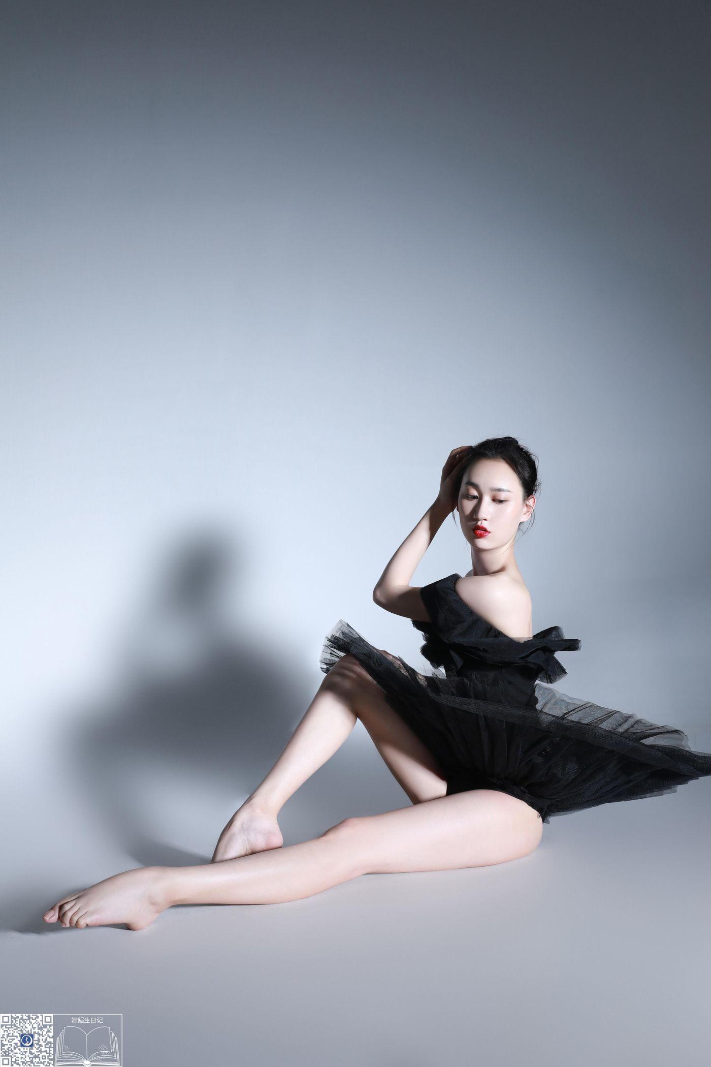 [GALLI嘉丽]舞蹈生日记 014 – POPPY[36P]插图7