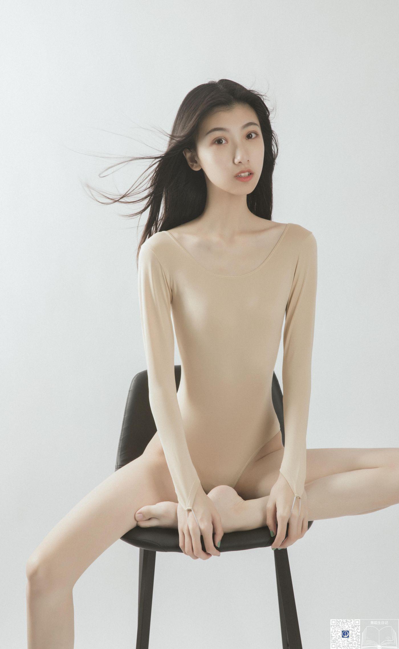 [GALLI嘉丽]舞蹈生日记 010 – 苏薇[35P]插图4